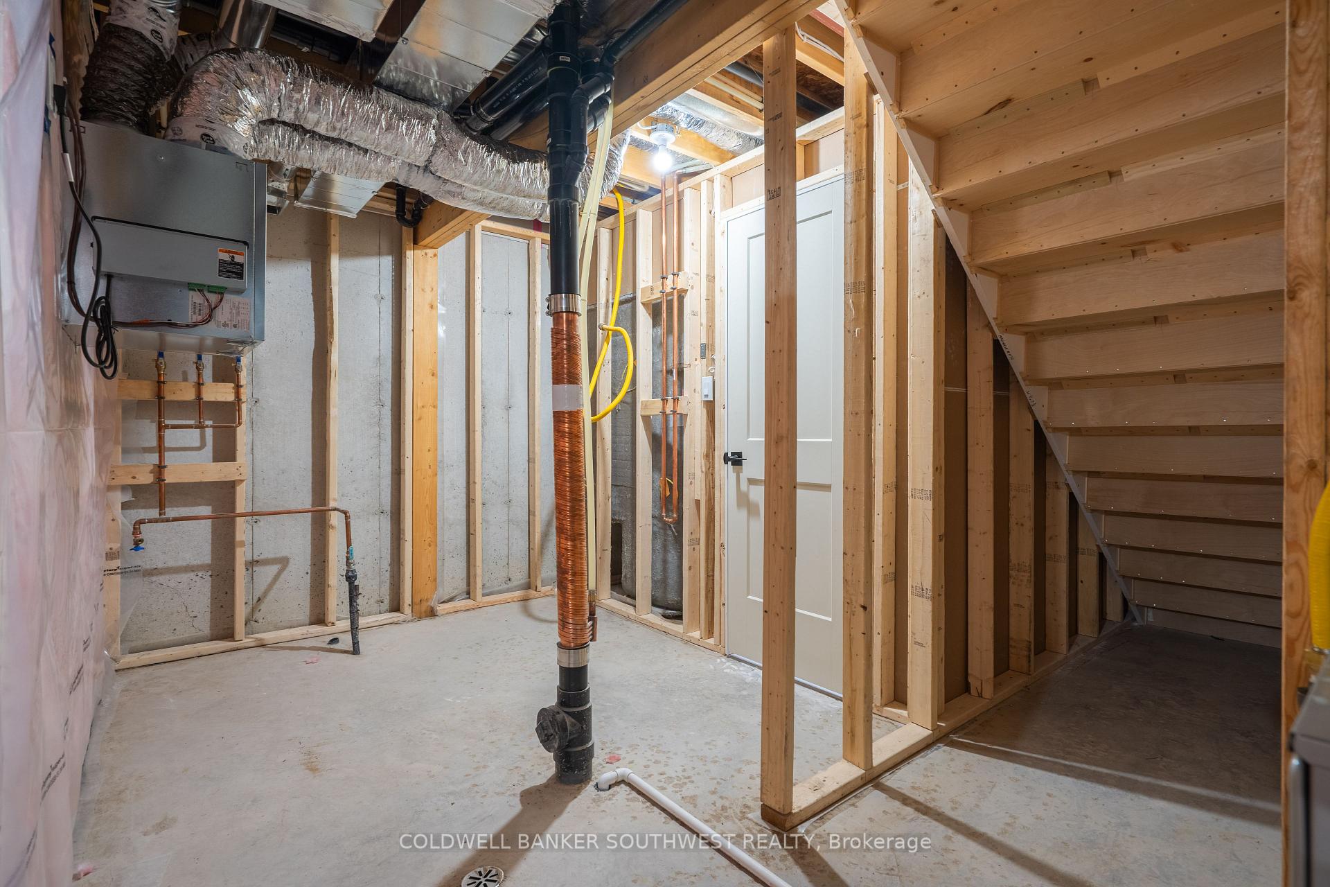 Photo 24 of 415 Anise Lane, Sarnia — HOMEH