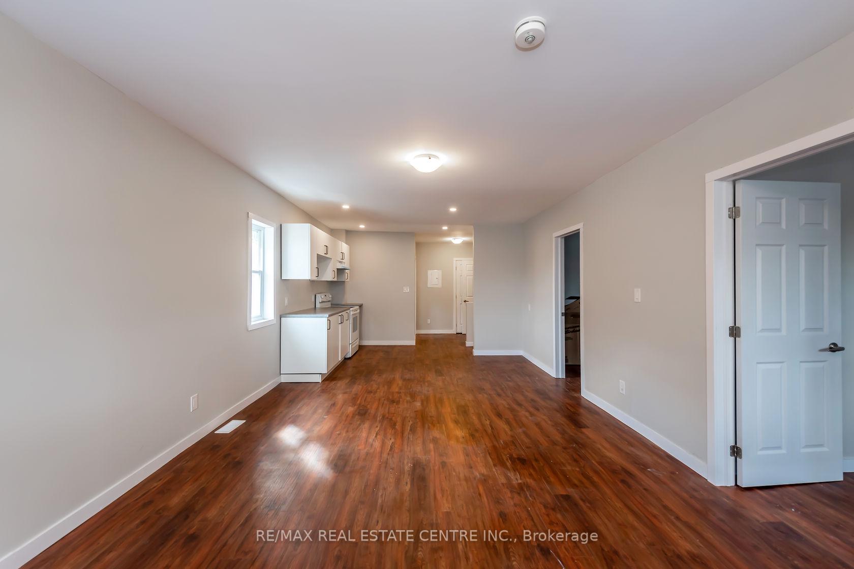 Photo 3 of Unit A, 104 Beach Road, Hamilton, Industrial Sector — HOMEH