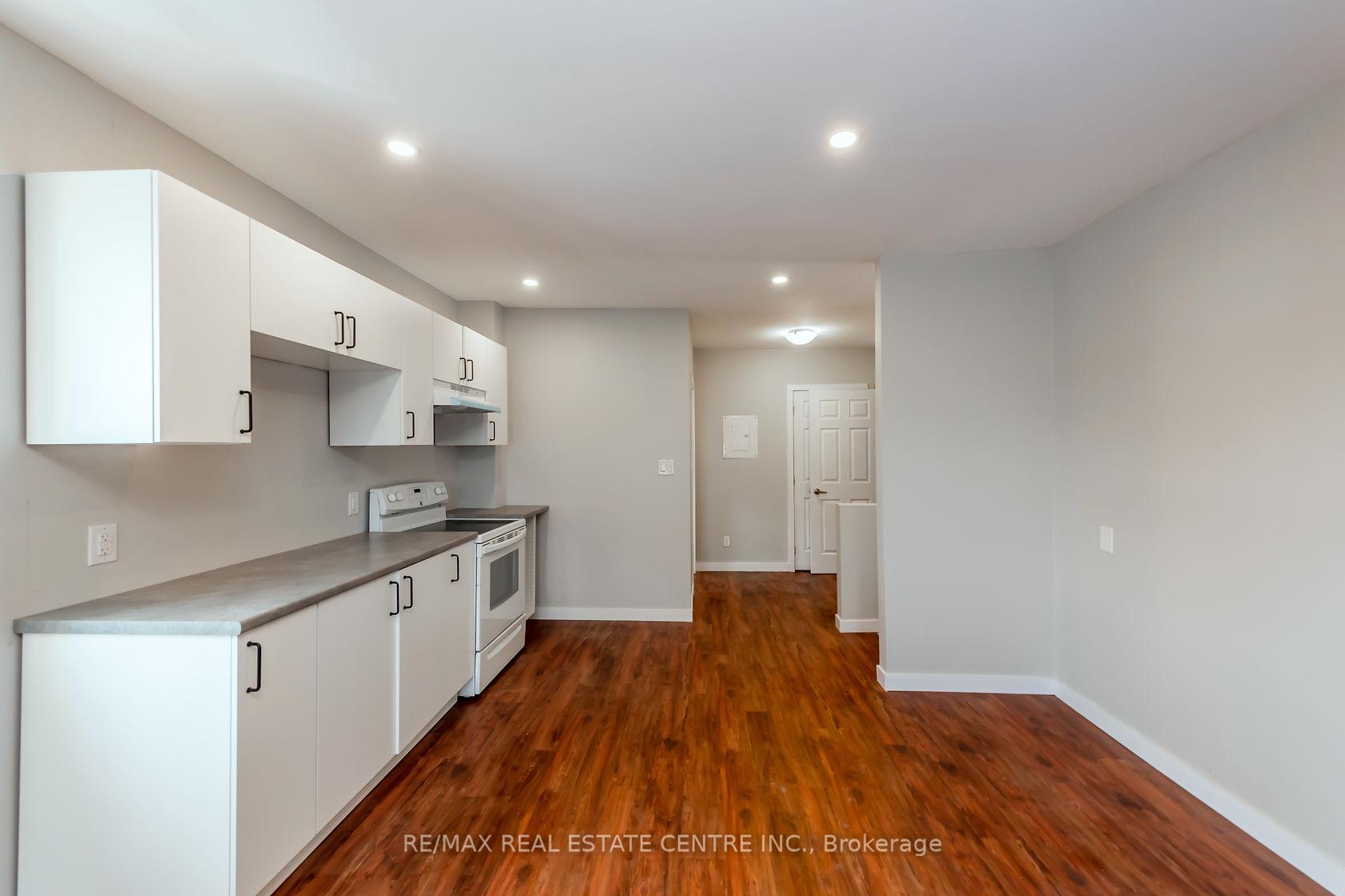 Photo 5 of Unit A, 104 Beach Road, Hamilton, Industrial Sector — HOMEH