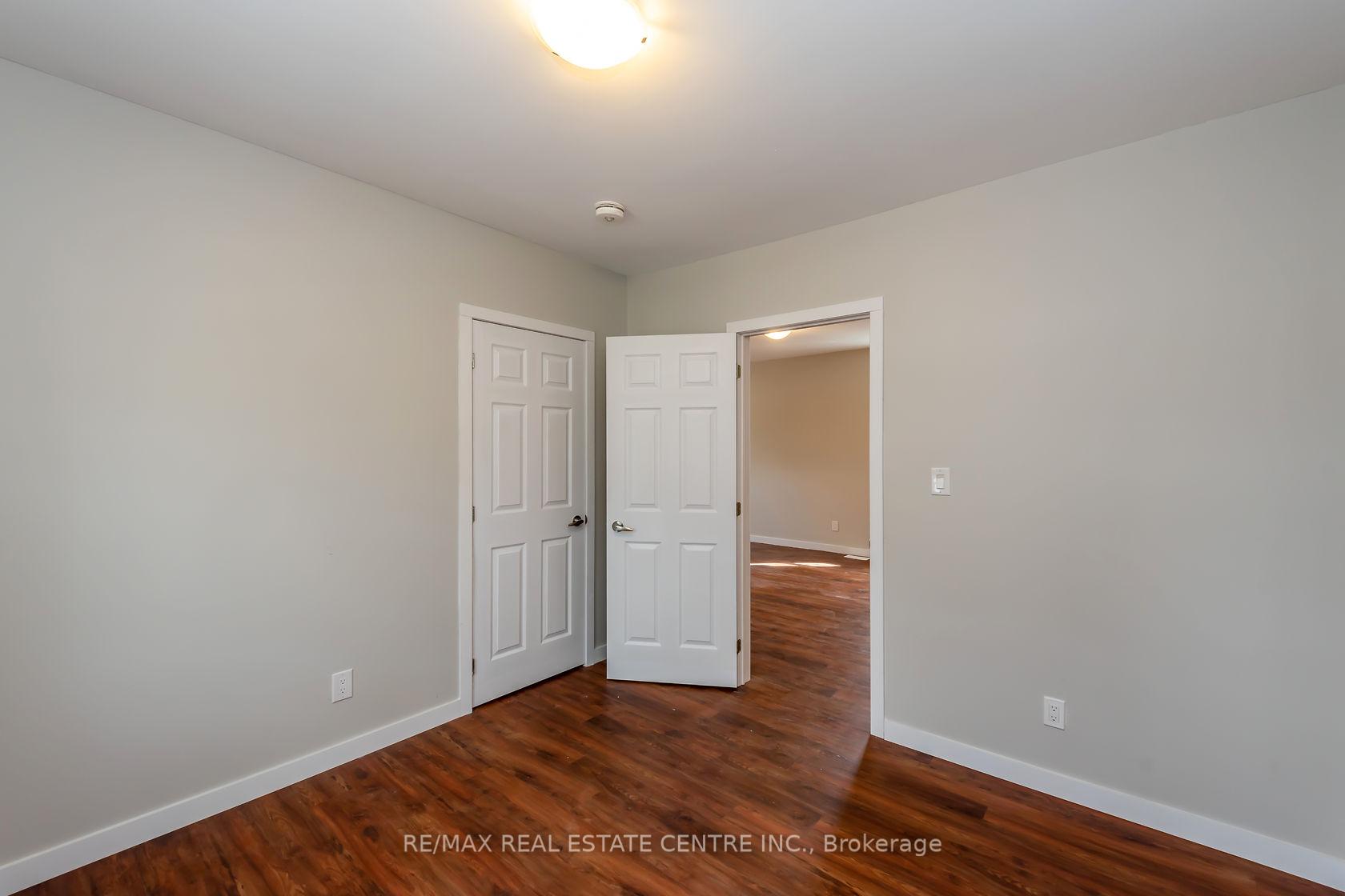Photo 12 of Unit A, 104 Beach Road, Hamilton, Industrial Sector — HOMEH