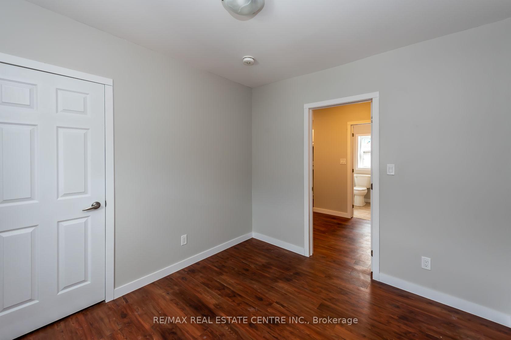 Photo 13 of Unit A, 104 Beach Road, Hamilton, Industrial Sector — HOMEH