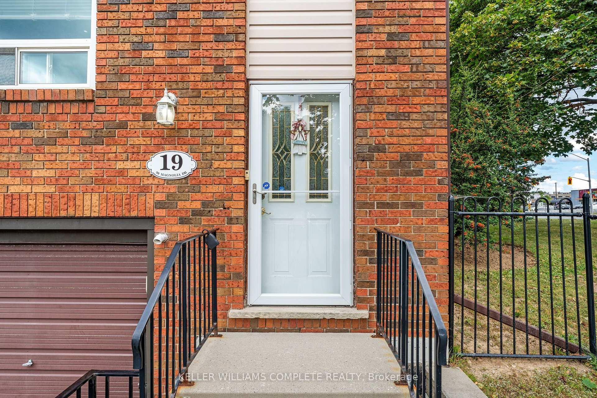 Photo 2 of Unit 19, 90 Magnolia Drive, Hamilton, Mountview — HOMEH