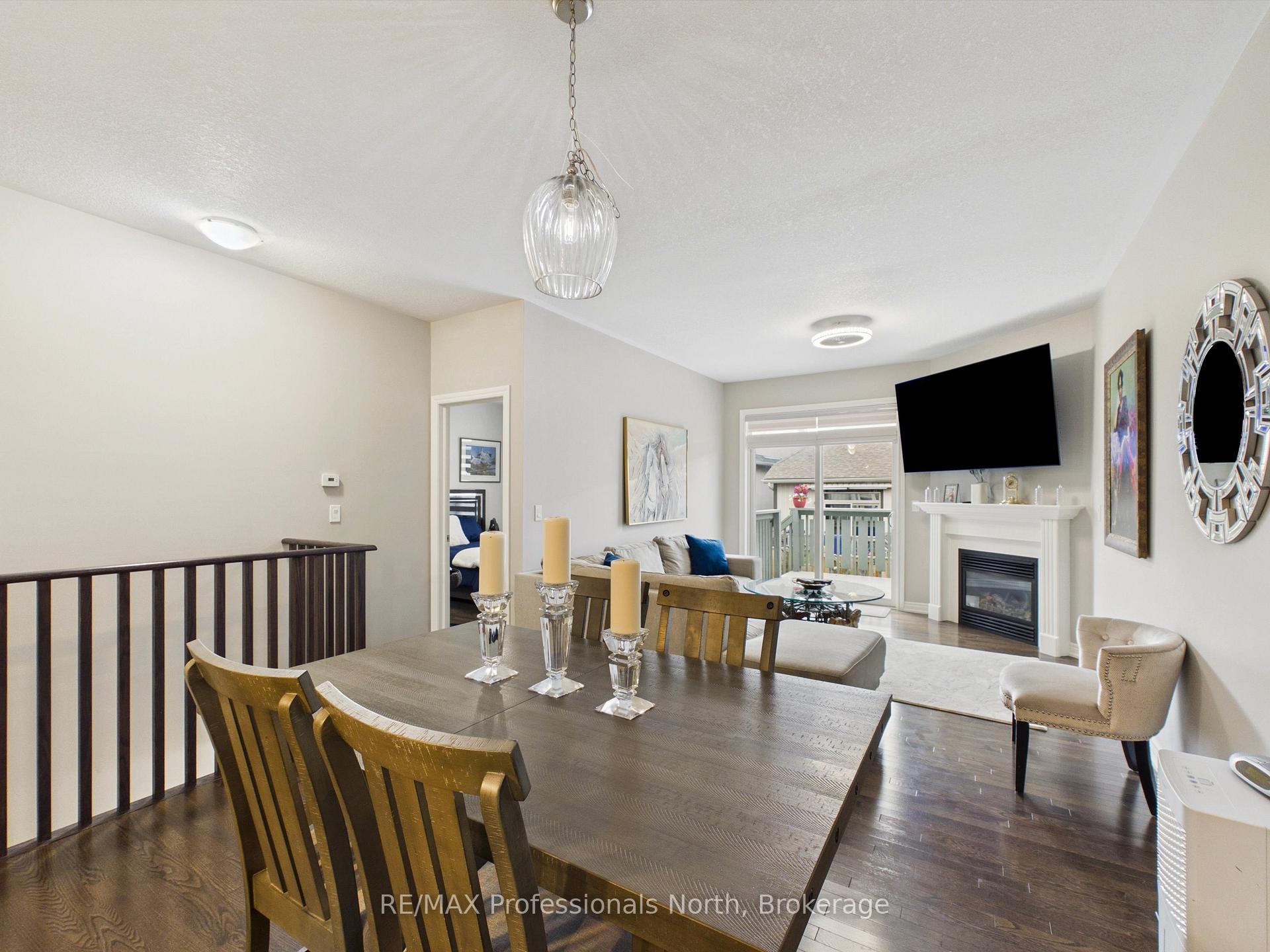 Photo 14 of 35 Canterbury Circle, Orillia — HOMEH