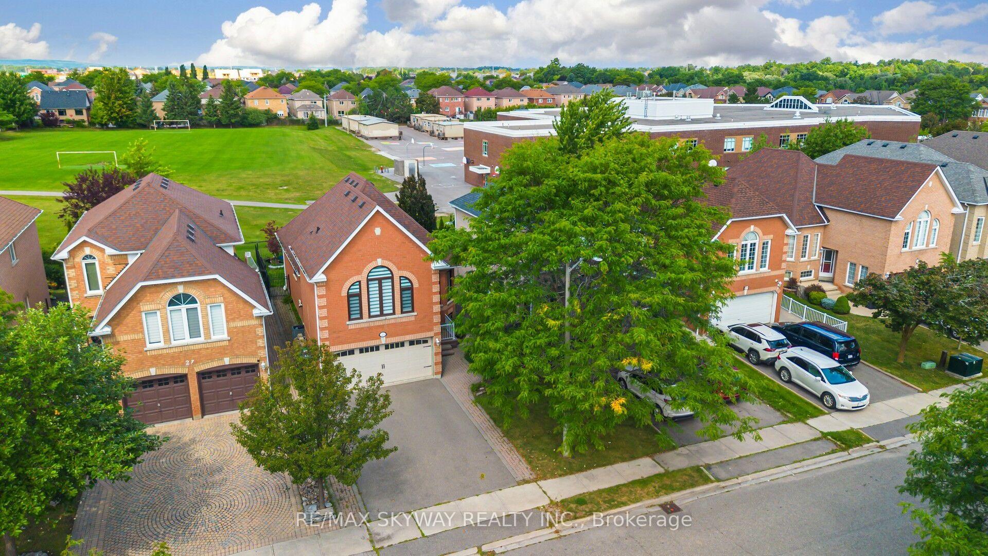 Front of 25 Woodcreek Drive