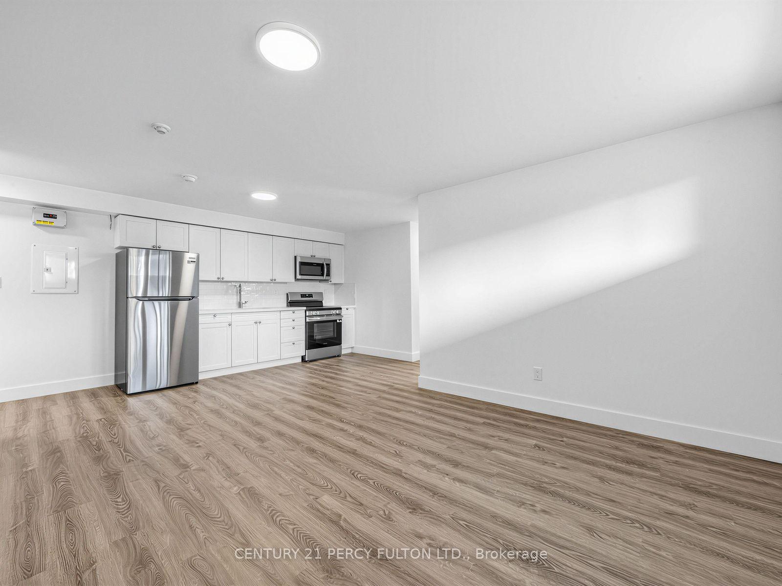 Photo 6 of Unit 302, 200 Garden Street, Whitby, Downtown Whitby — HOMEH