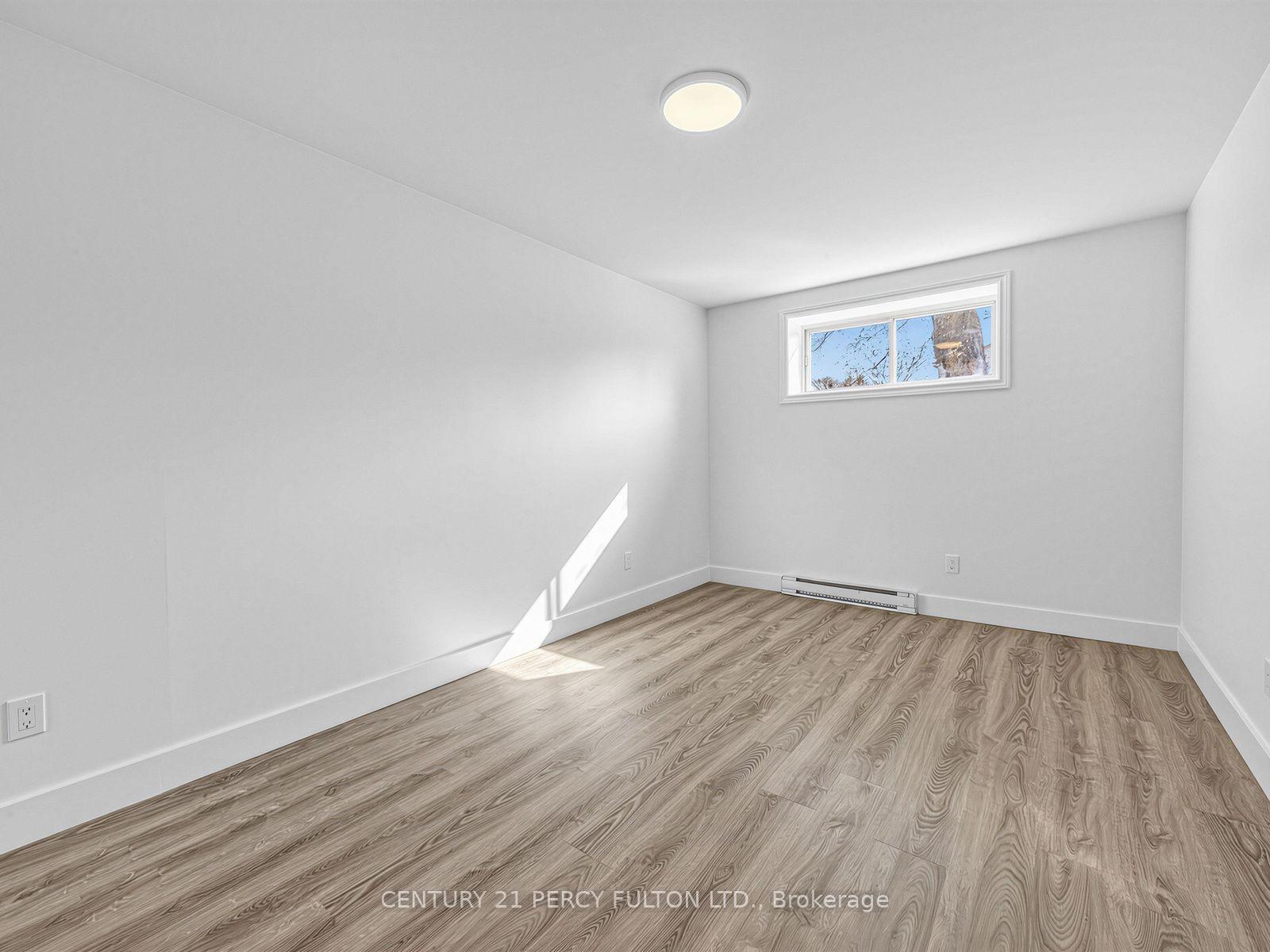 Photo 11 of Unit 302, 200 Garden Street, Whitby, Downtown Whitby — HOMEH