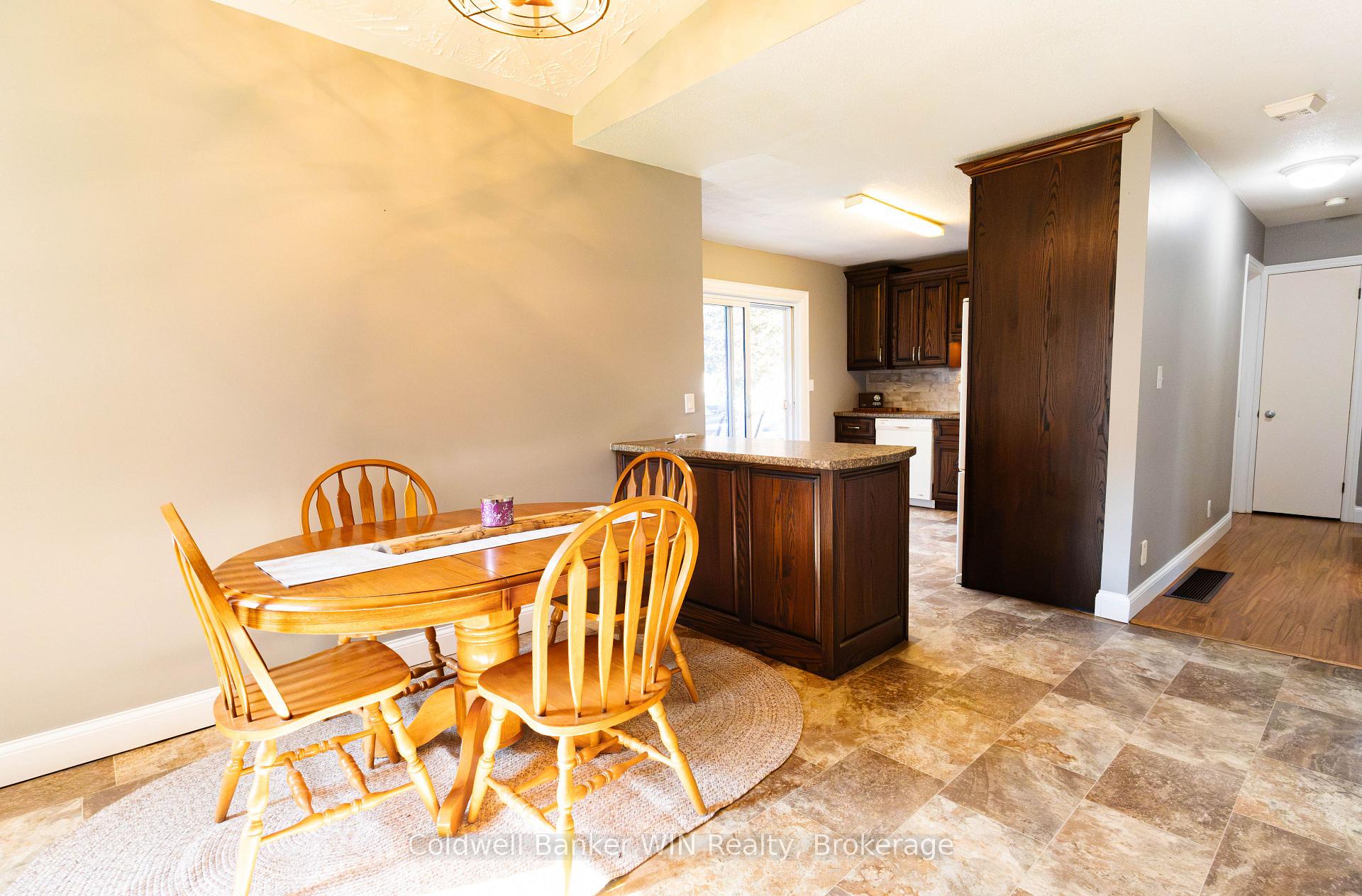 Photo 8 of 25 Thomas Street, South Bruce — HOMEH