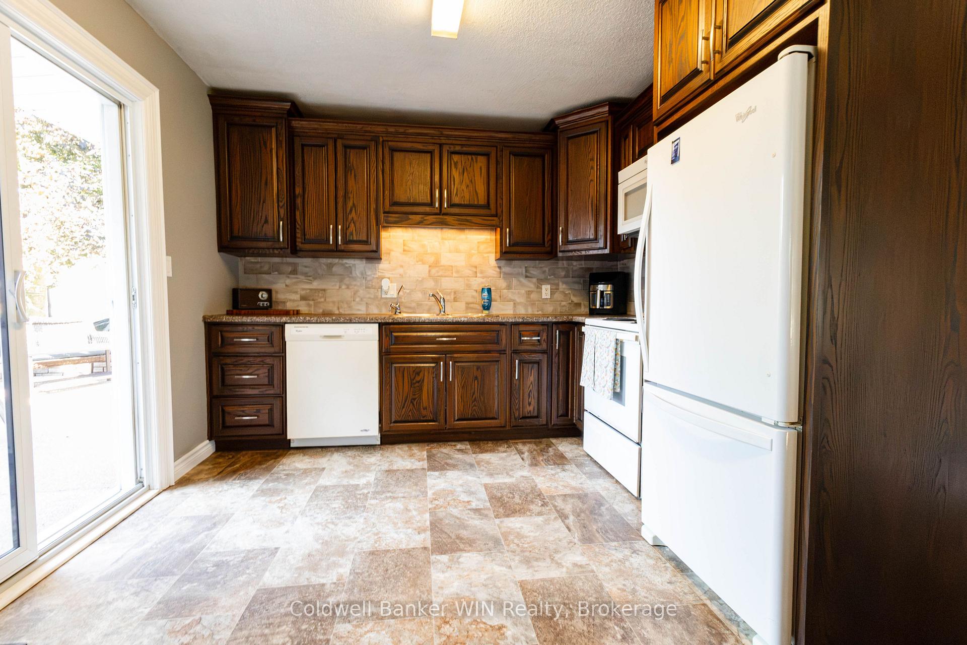 Photo 9 of 25 Thomas Street, South Bruce — HOMEH
