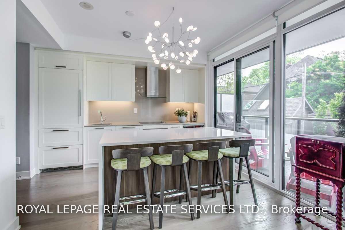 Photo 3 of Unit 202, 3018 Yonge Street, Toronto, Lawrence Park South — HOMEH