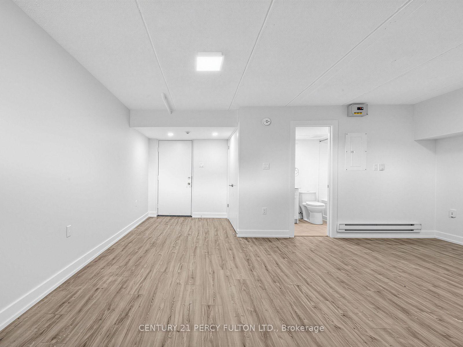 Photo 6 of Unit 7, 200 Garden Street, Whitby, Downtown Whitby — HOMEH