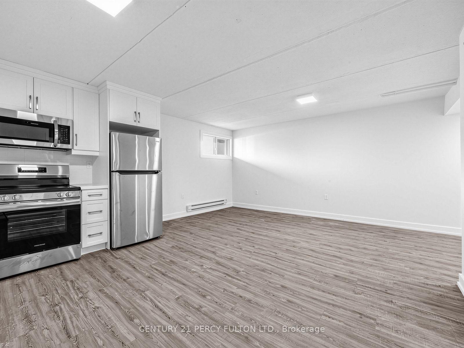Photo 8 of Unit 7, 200 Garden Street, Whitby, Downtown Whitby — HOMEH