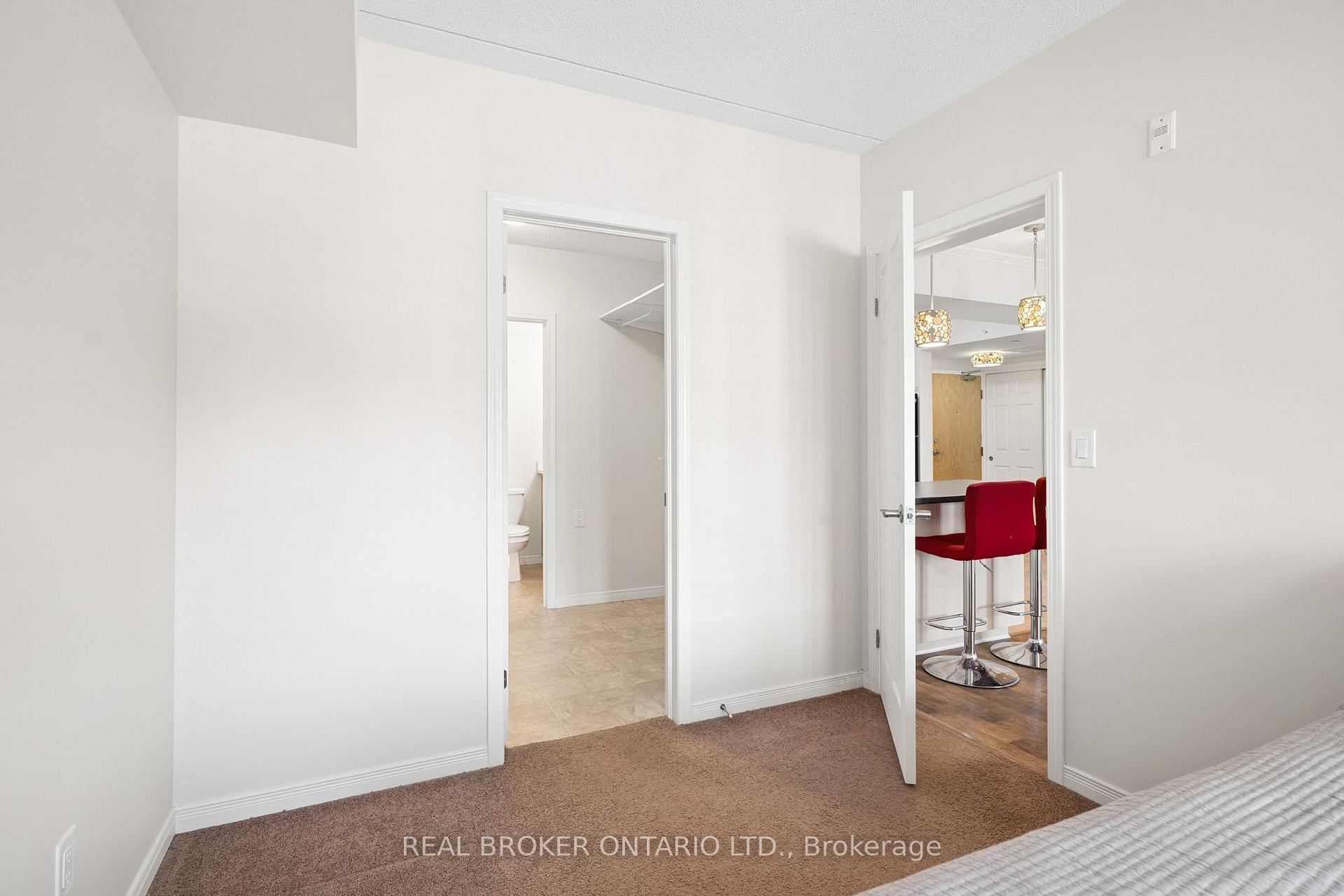 Photo 15 of Unit 211, 155 Water Street S, Cambridge, Christopher-Champlain — HOMEH