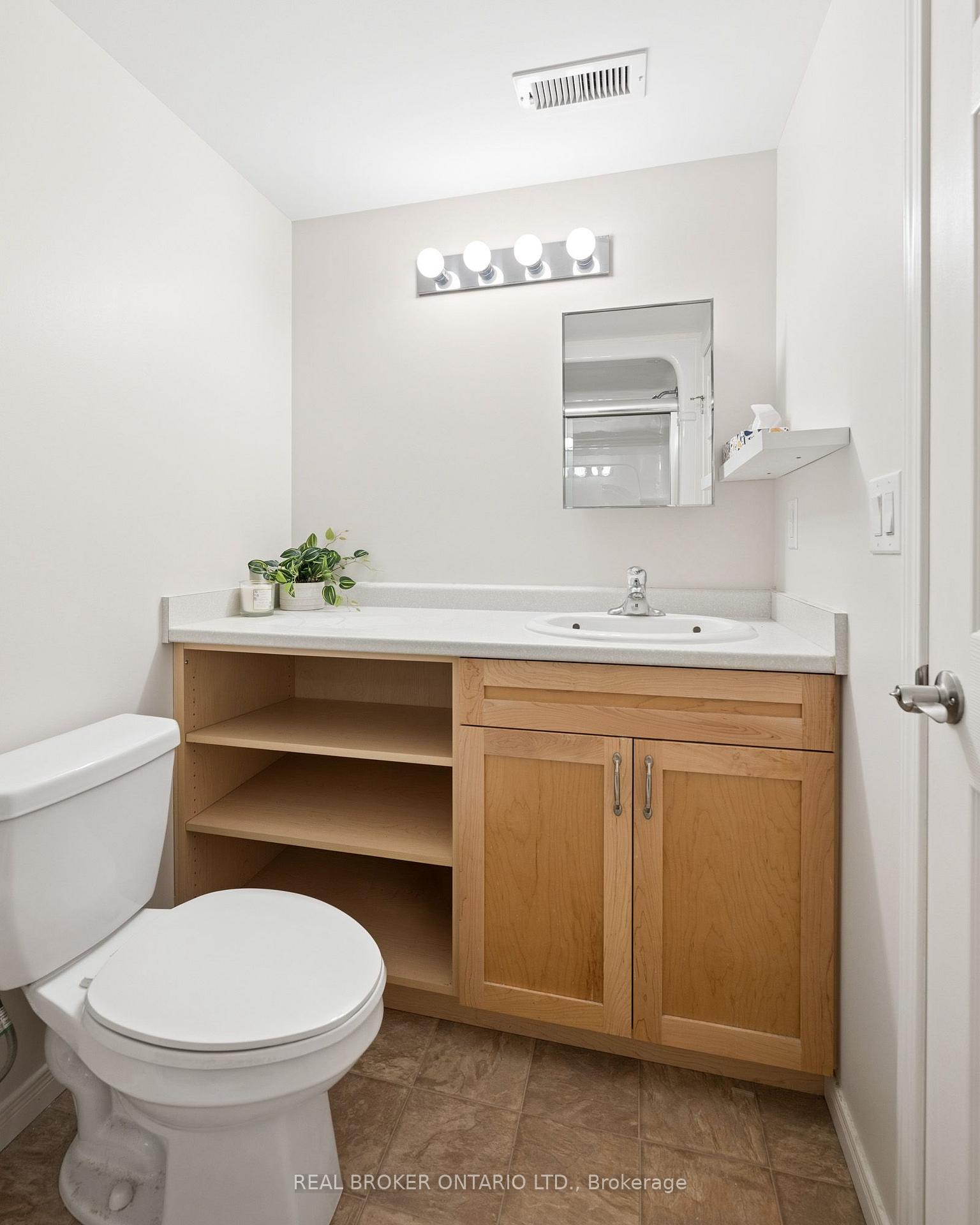 Photo 18 of Unit 211, 155 Water Street S, Cambridge, Christopher-Champlain — HOMEH