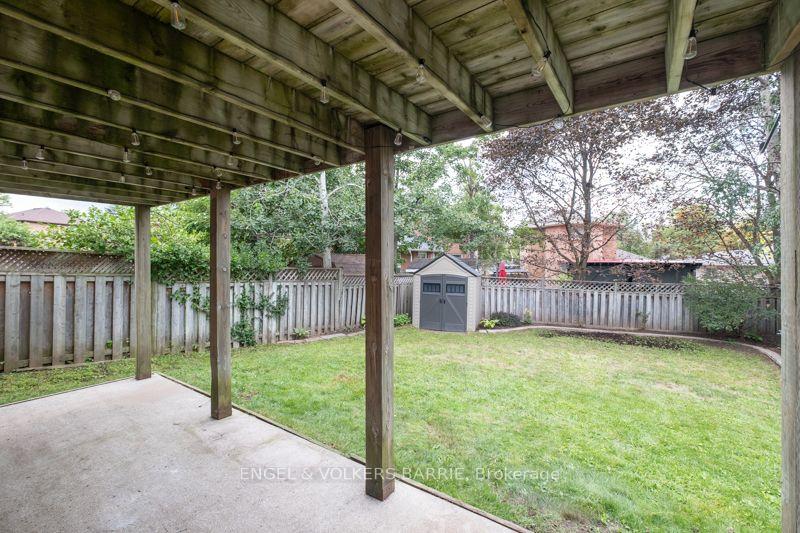 Photo 29 of 94 Ferguson Drive, Barrie, Northwest — HOMEH