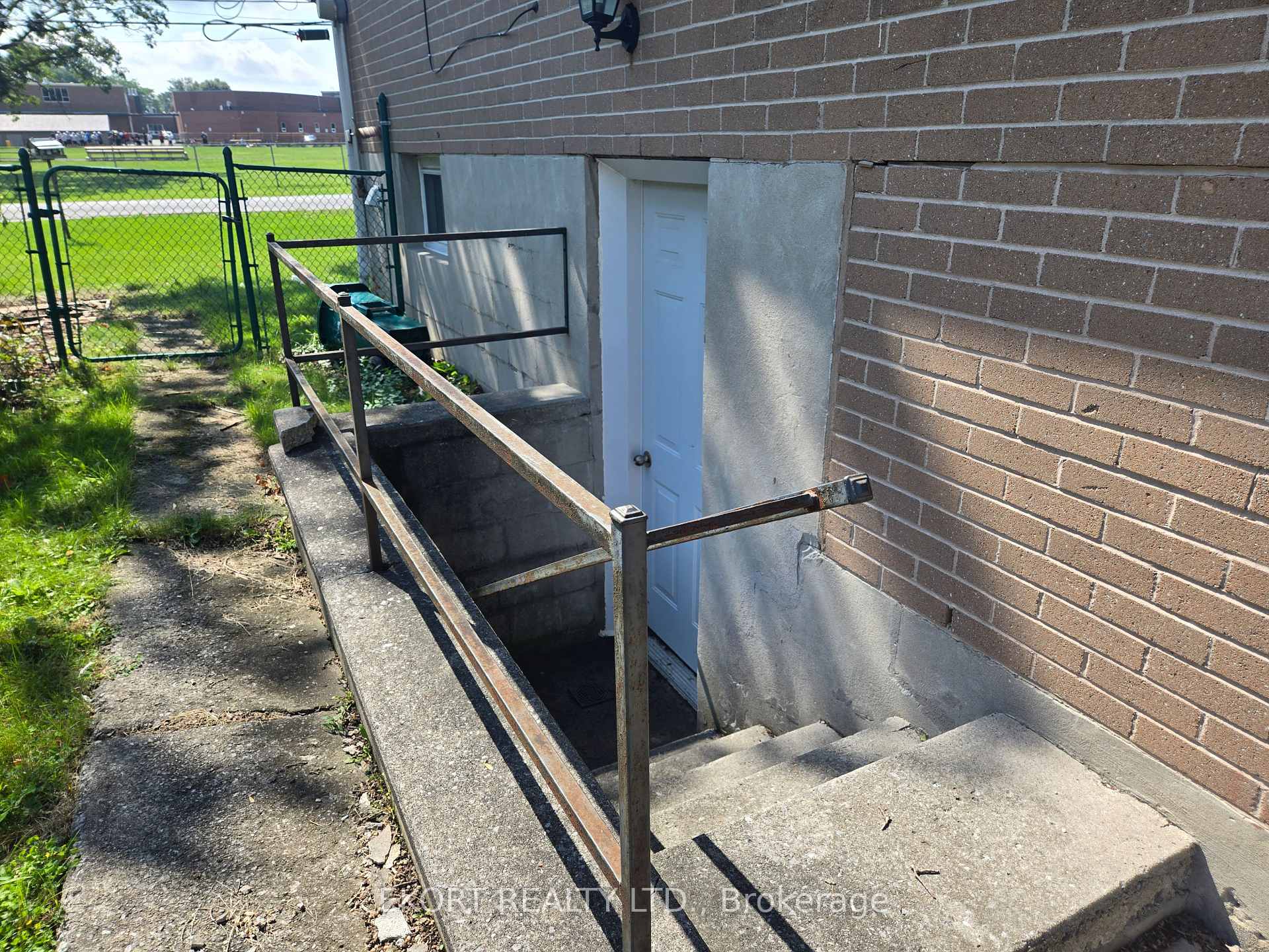 Photo 7 of 12 Edgehill Road, Belleville, Belleville Ward — HOMEH