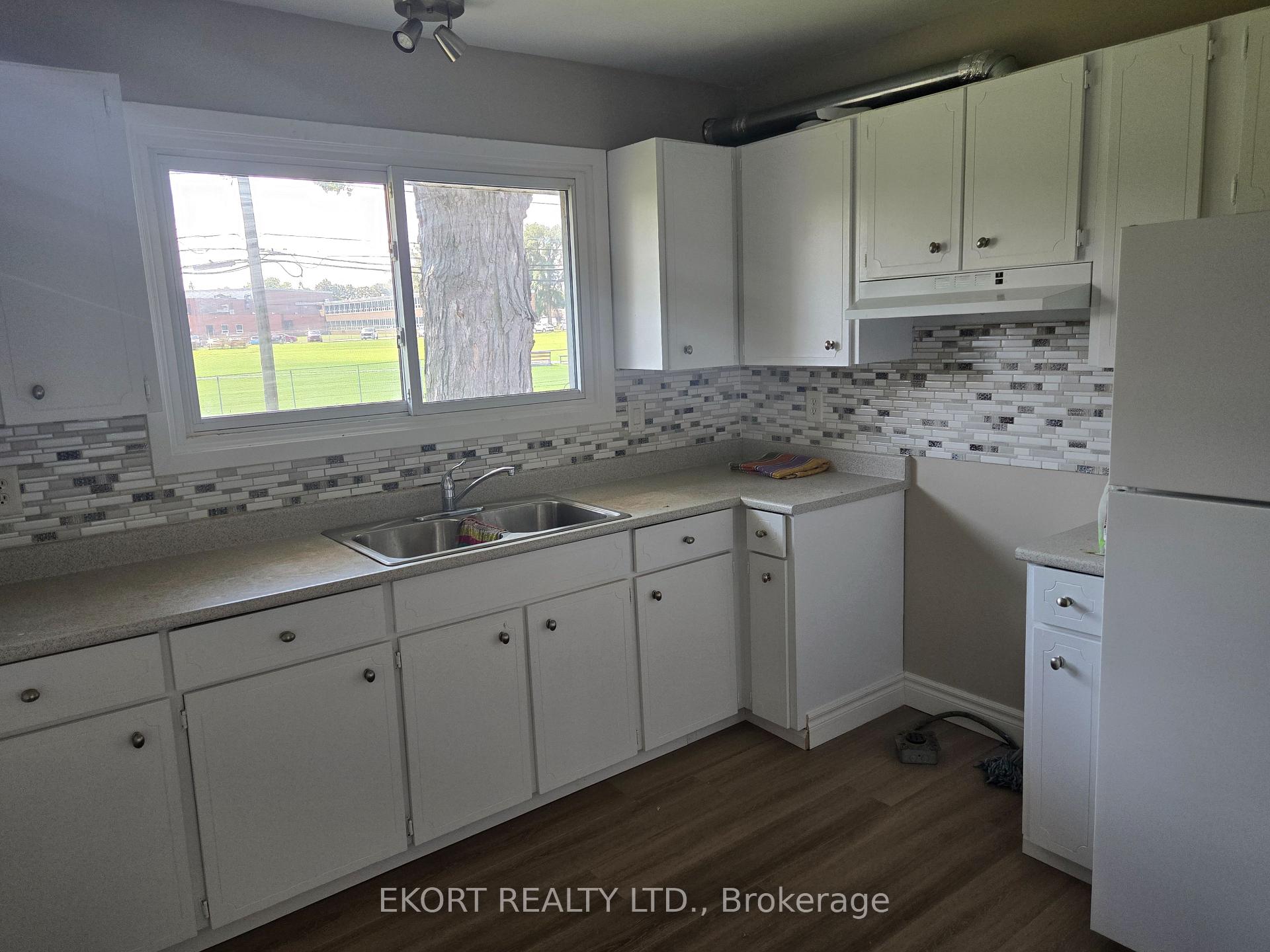 Photo 18 of 12 Edgehill Road, Belleville, Belleville Ward — HOMEH