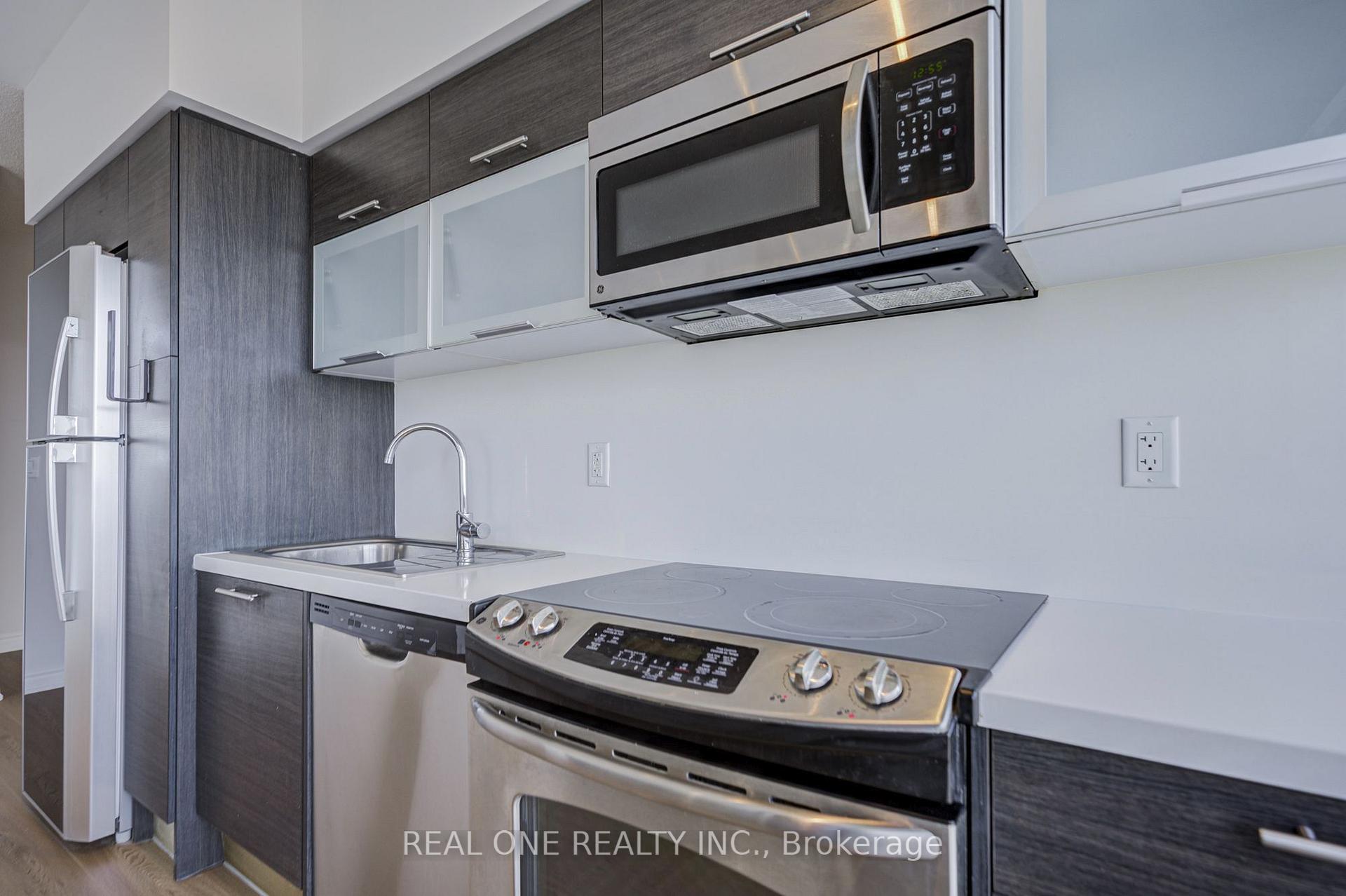 Photo 15 of Unit 5814, 386 Yonge Street, Toronto, Bay Street Corridor — HOMEH