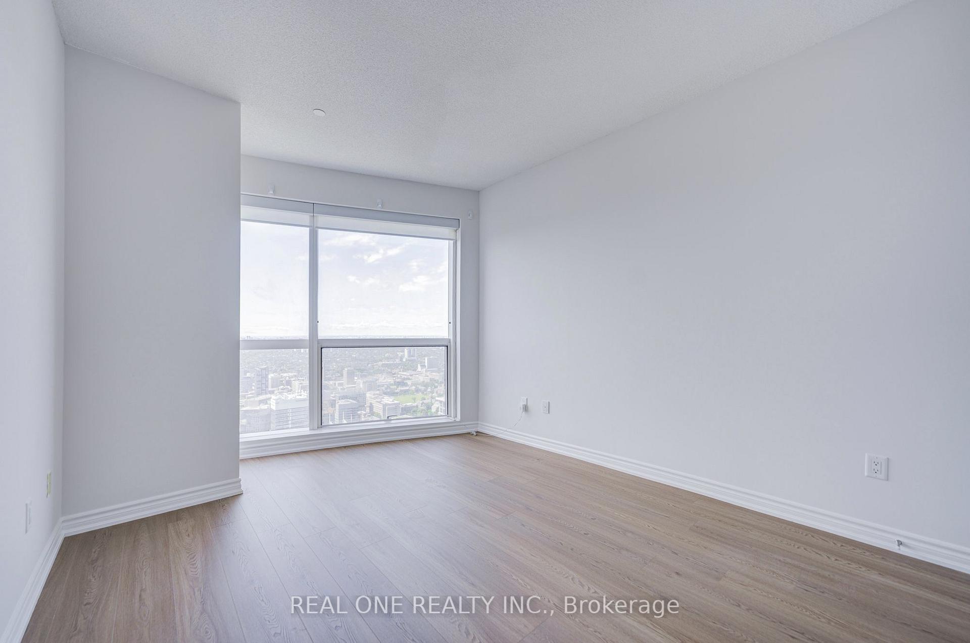 Photo 21 of Unit 5814, 386 Yonge Street, Toronto, Bay Street Corridor — HOMEH
