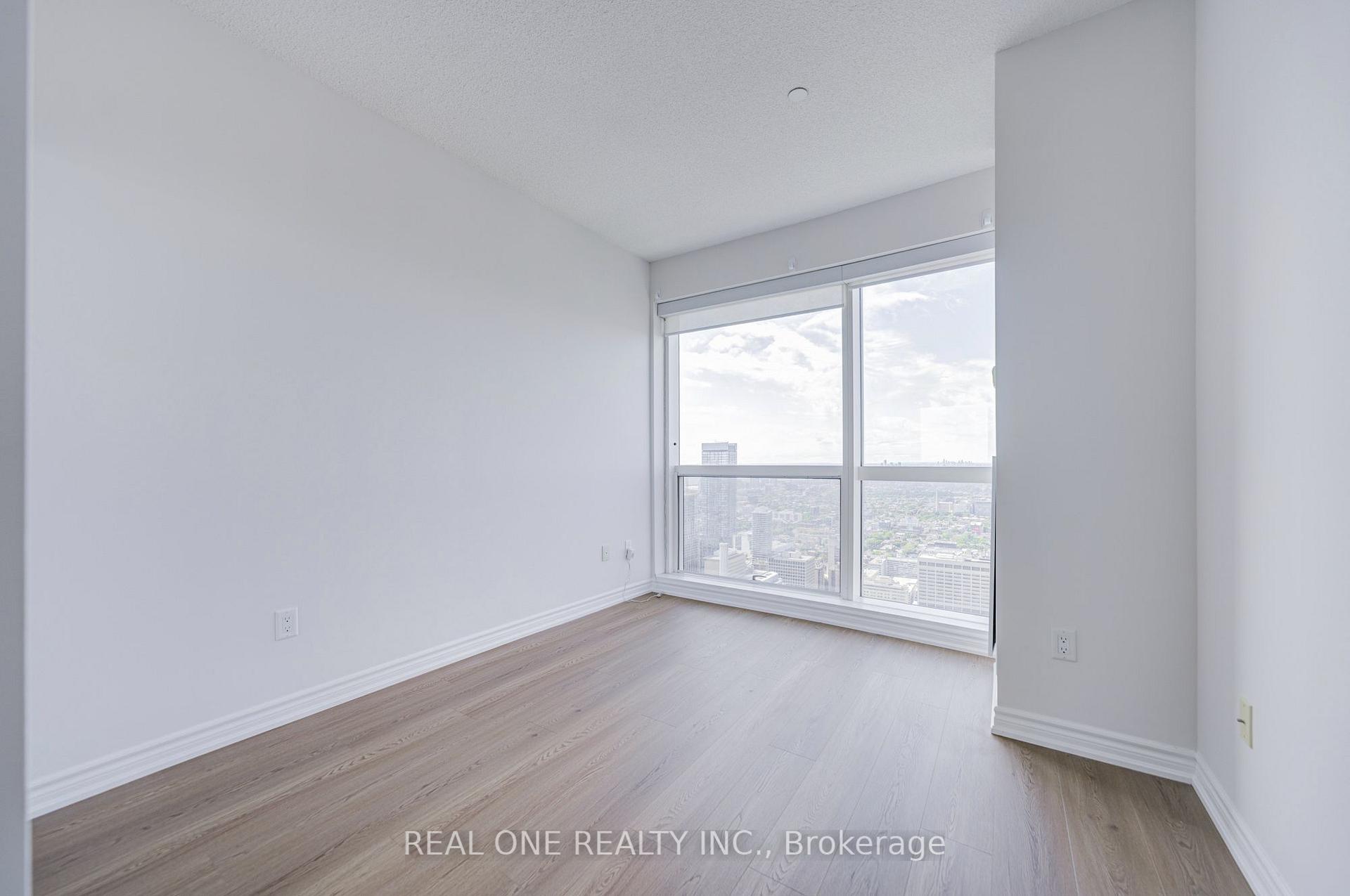 Photo 25 of Unit 5814, 386 Yonge Street, Toronto, Bay Street Corridor — HOMEH
