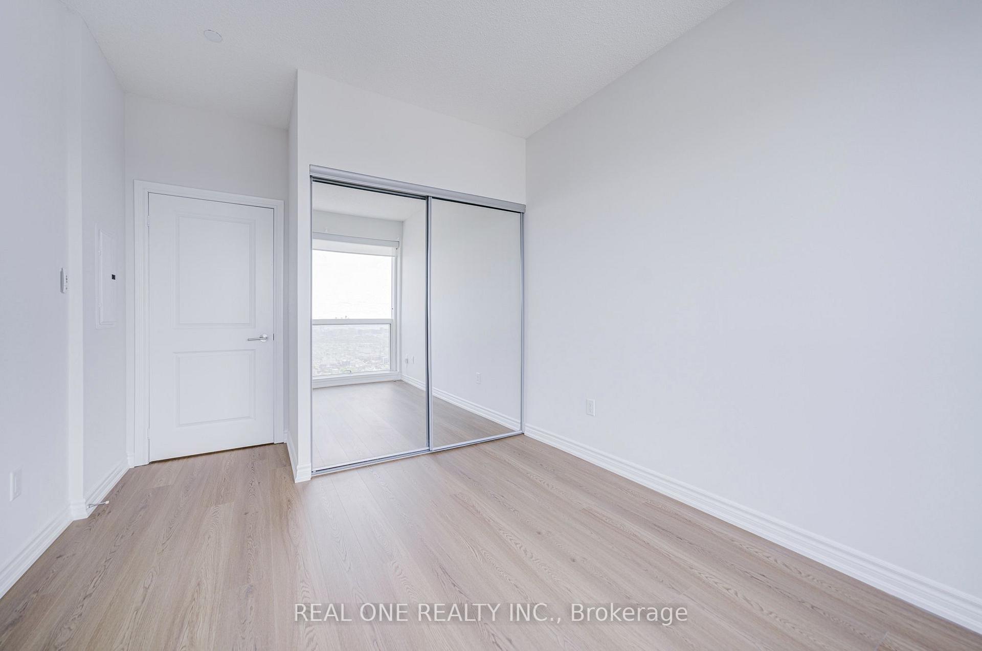 Photo 28 of Unit 5814, 386 Yonge Street, Toronto, Bay Street Corridor — HOMEH