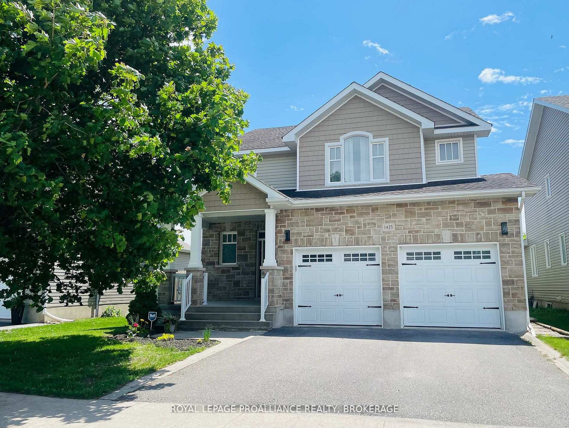 Photo 2 of 1425 Evergreen Drive, Kingston, City Northwest — HOMEH
