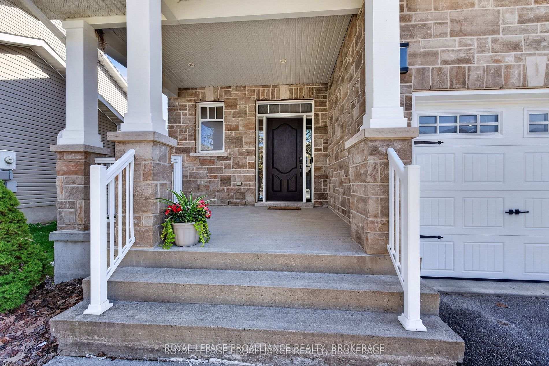 Photo 5 of 1425 Evergreen Drive, Kingston, City Northwest — HOMEH