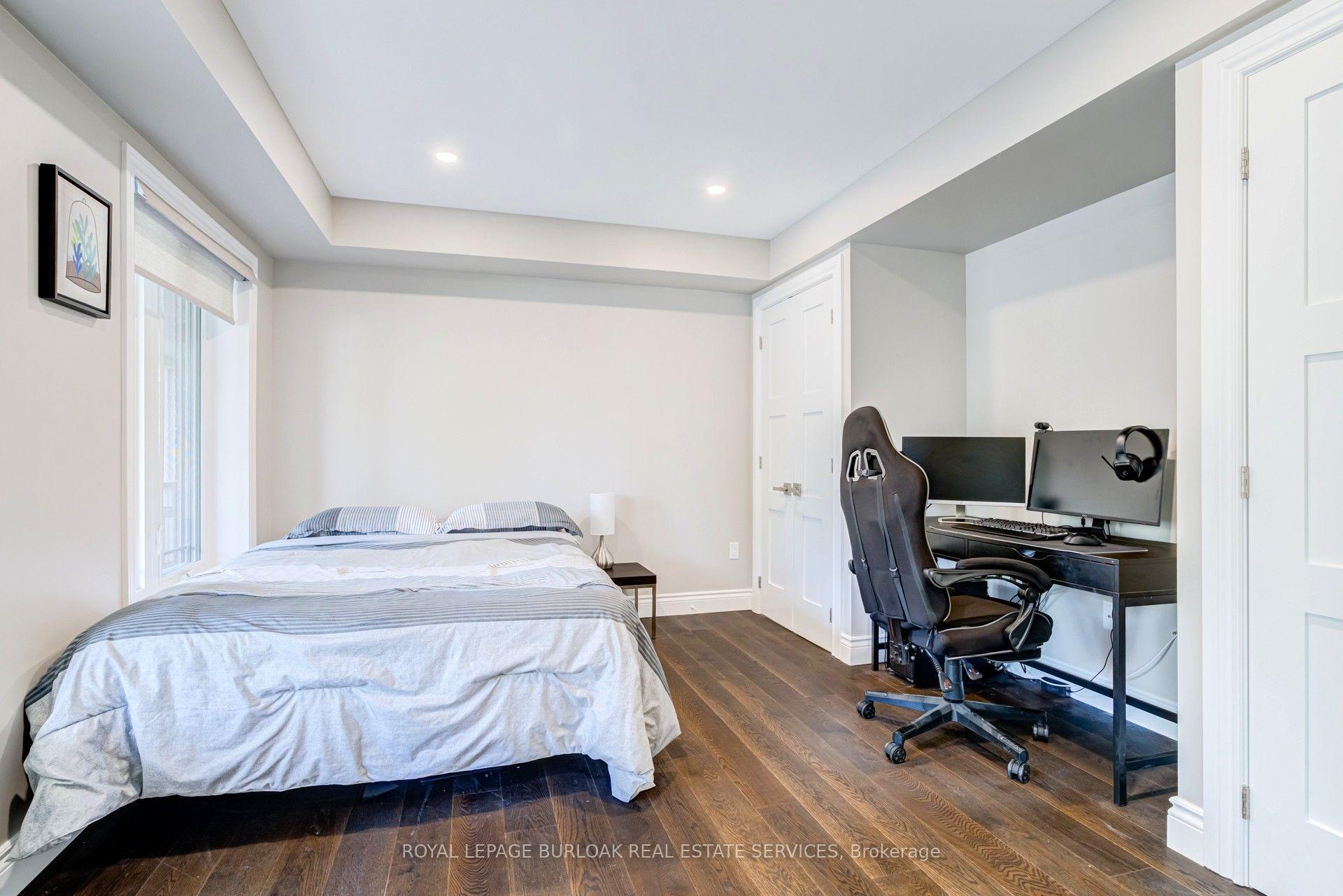 Photo 4 of 3202 Munson Crescent, Burlington, Alton — HOMEH