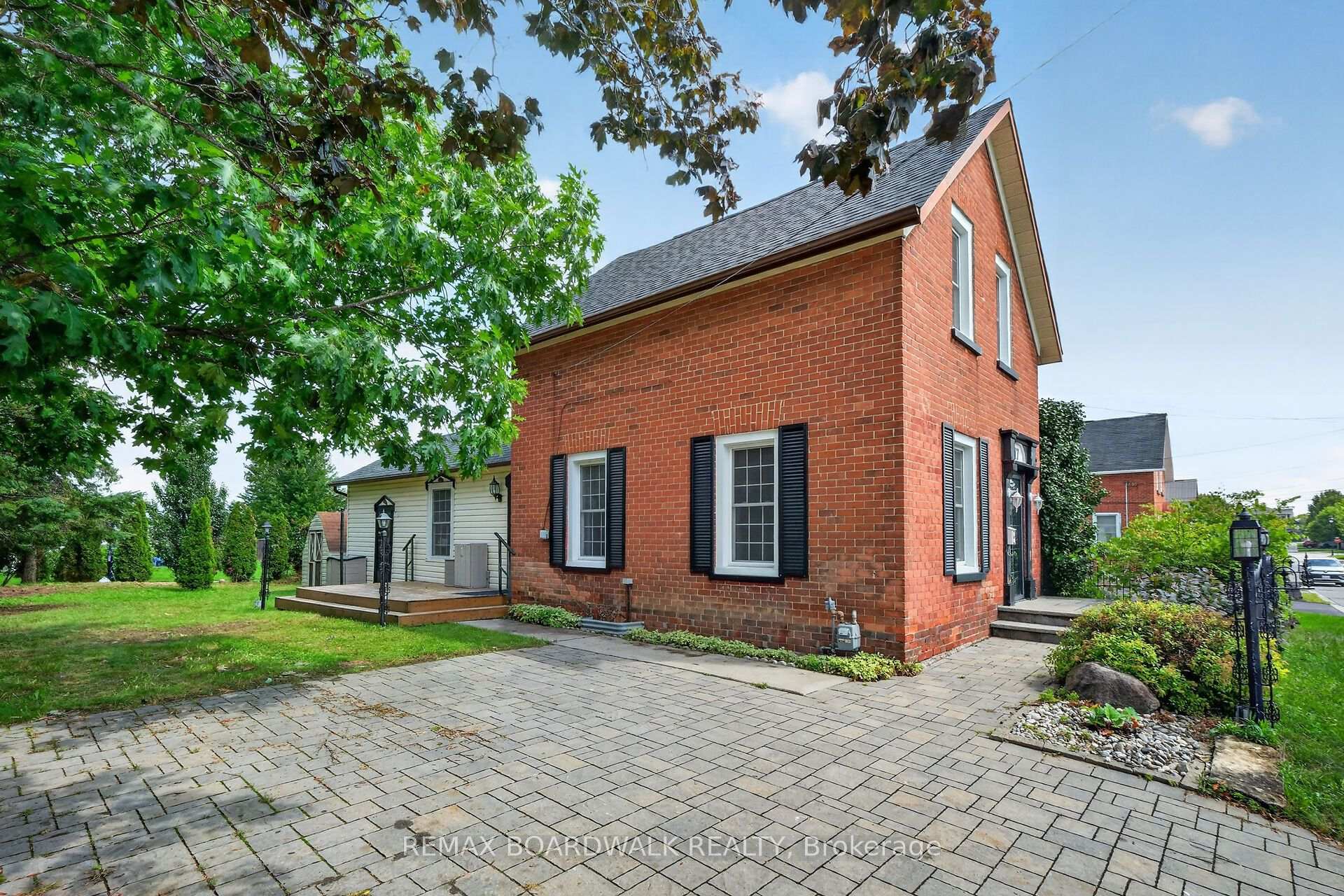 Photo 3 of 17 Francis Street, Carleton Place, Carleton Place — HOMEH