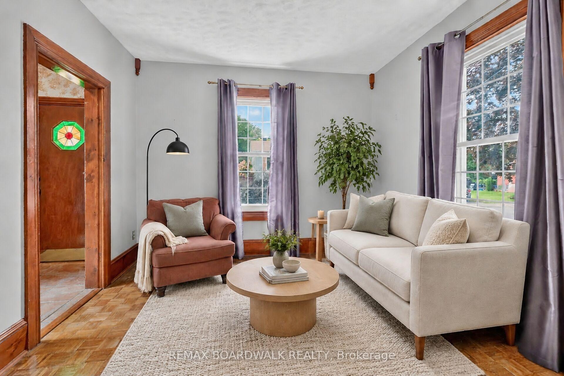 Photo 8 of 17 Francis Street, Carleton Place, Carleton Place — HOMEH