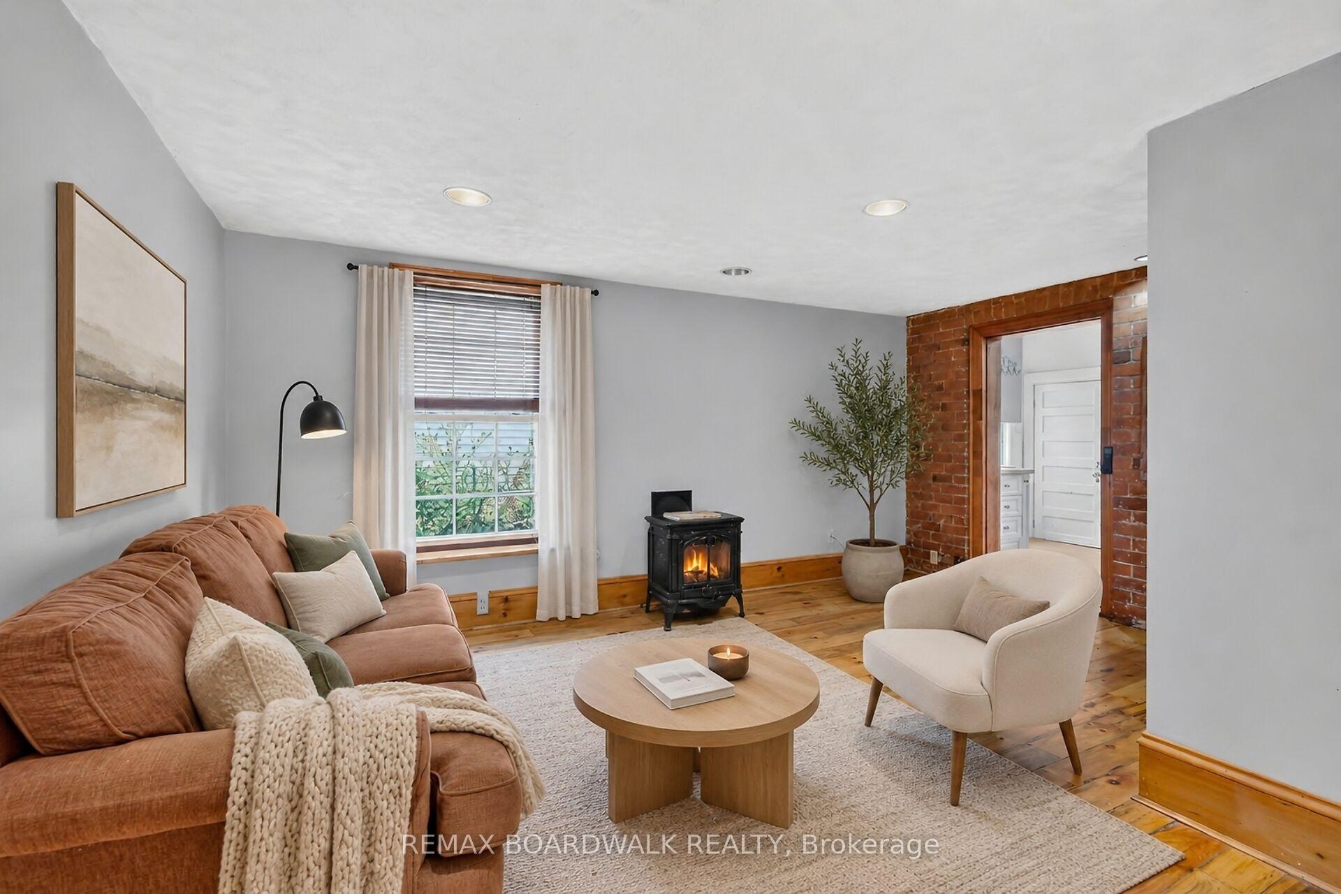 Photo 17 of 17 Francis Street, Carleton Place, Carleton Place — HOMEH
