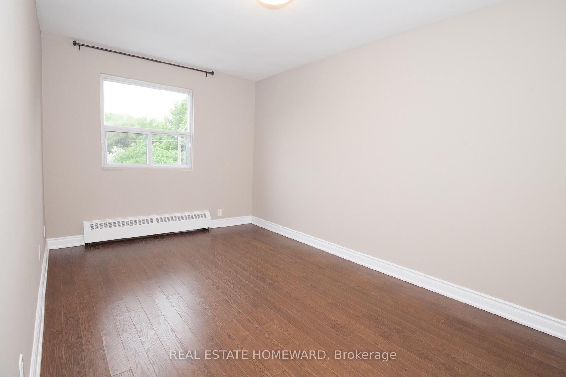 Photo 13 of Unit B, B-920 Pape Avenue, Toronto, Danforth Village-East York — HOMEH