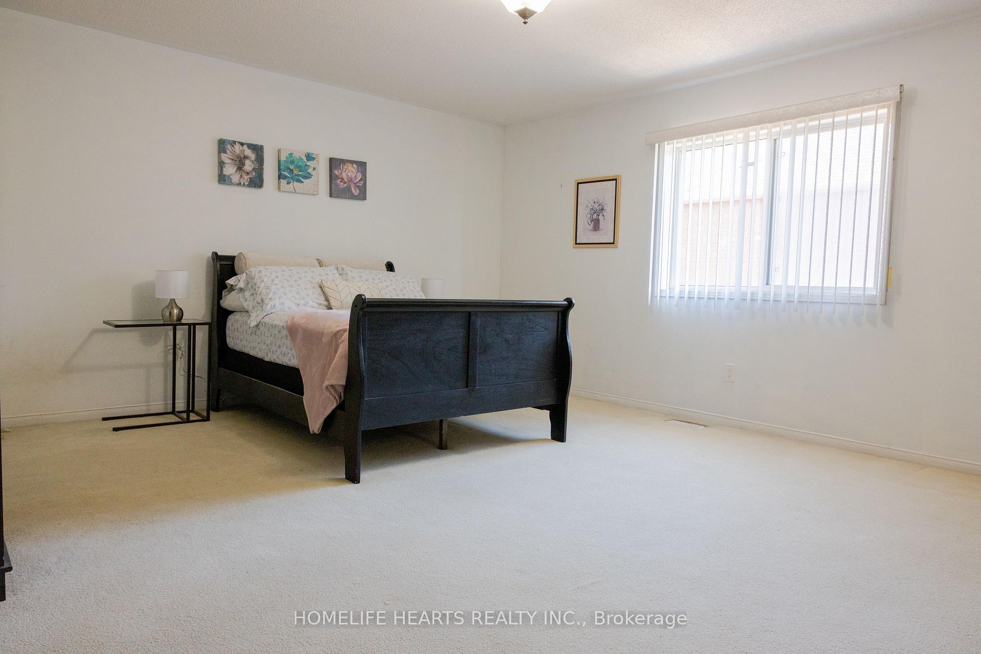 Photo 18 of 87 Sunfield Road, North York, Downsview-Roding-CFB — HOMEH