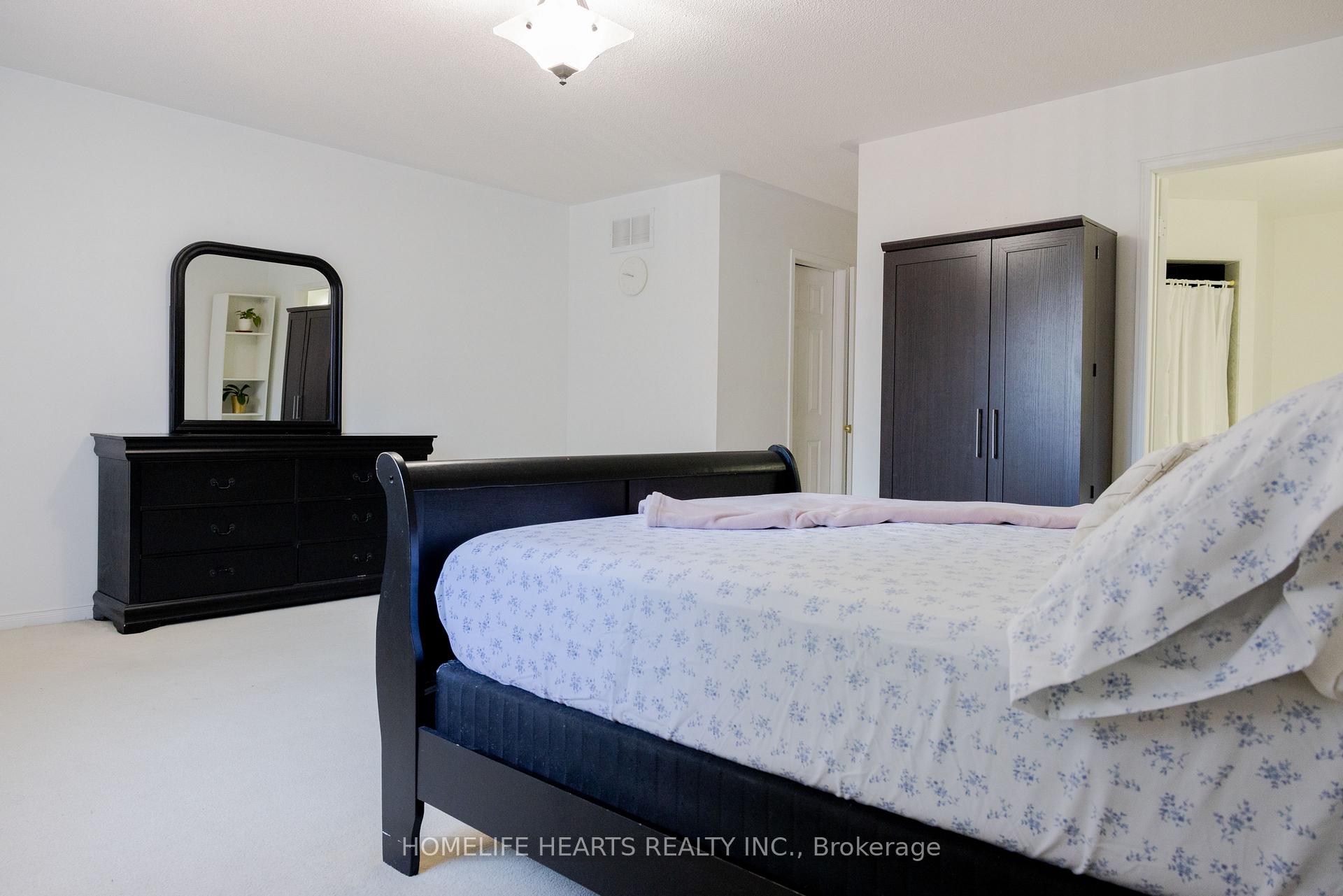 Photo 19 of 87 Sunfield Road, North York, Downsview-Roding-CFB — HOMEH