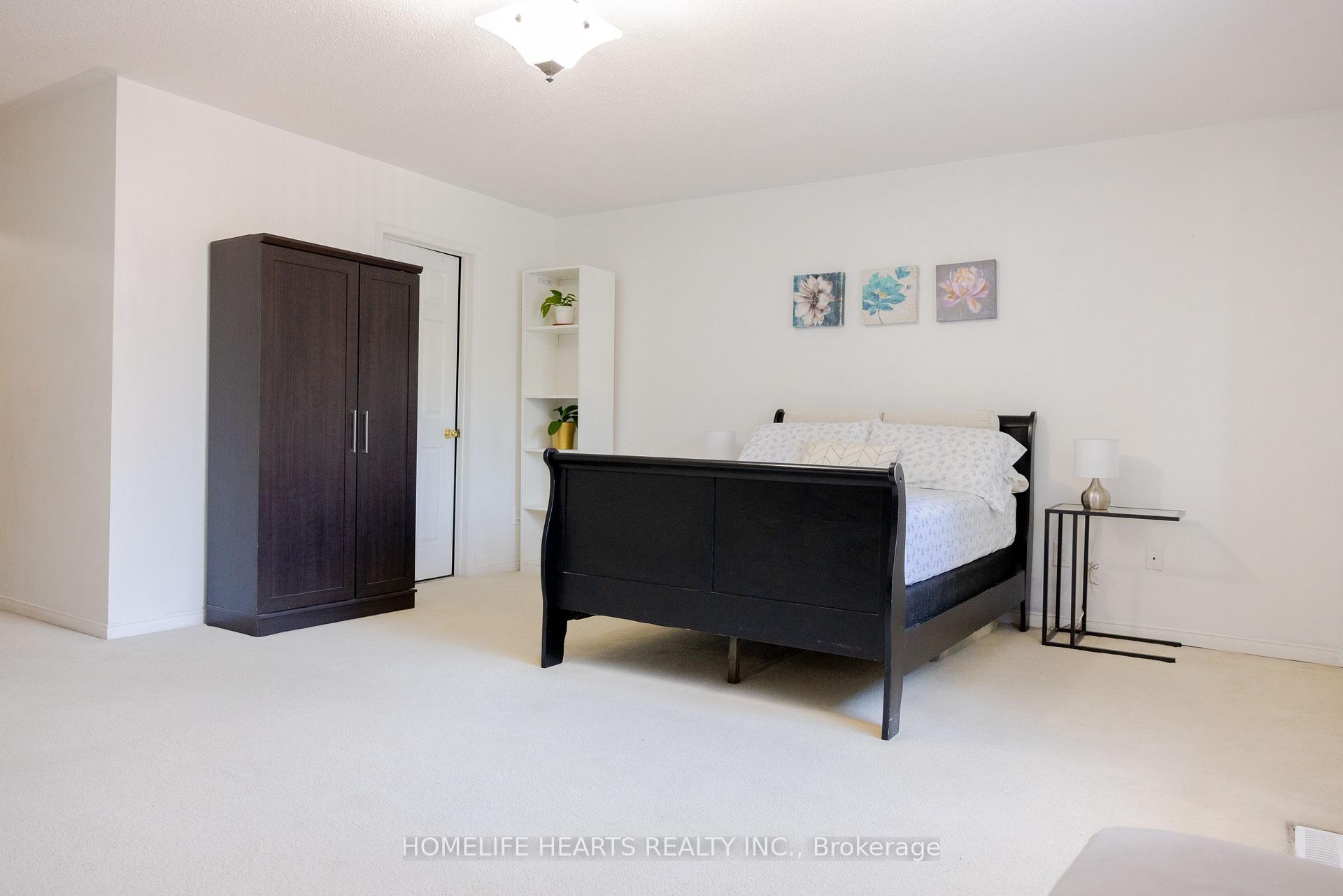 Photo 21 of 87 Sunfield Road, North York, Downsview-Roding-CFB — HOMEH