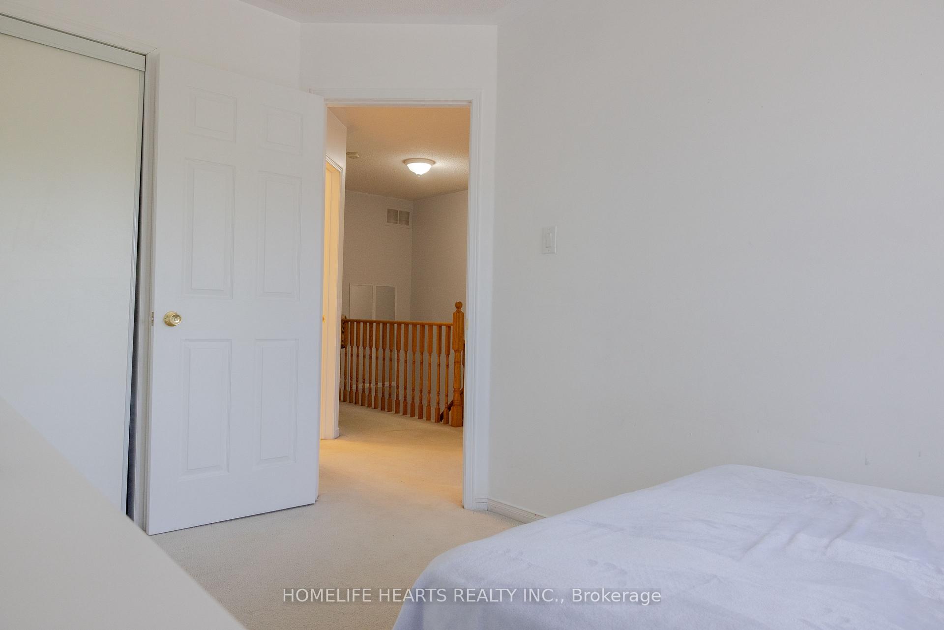 Photo 26 of 87 Sunfield Road, North York, Downsview-Roding-CFB — HOMEH