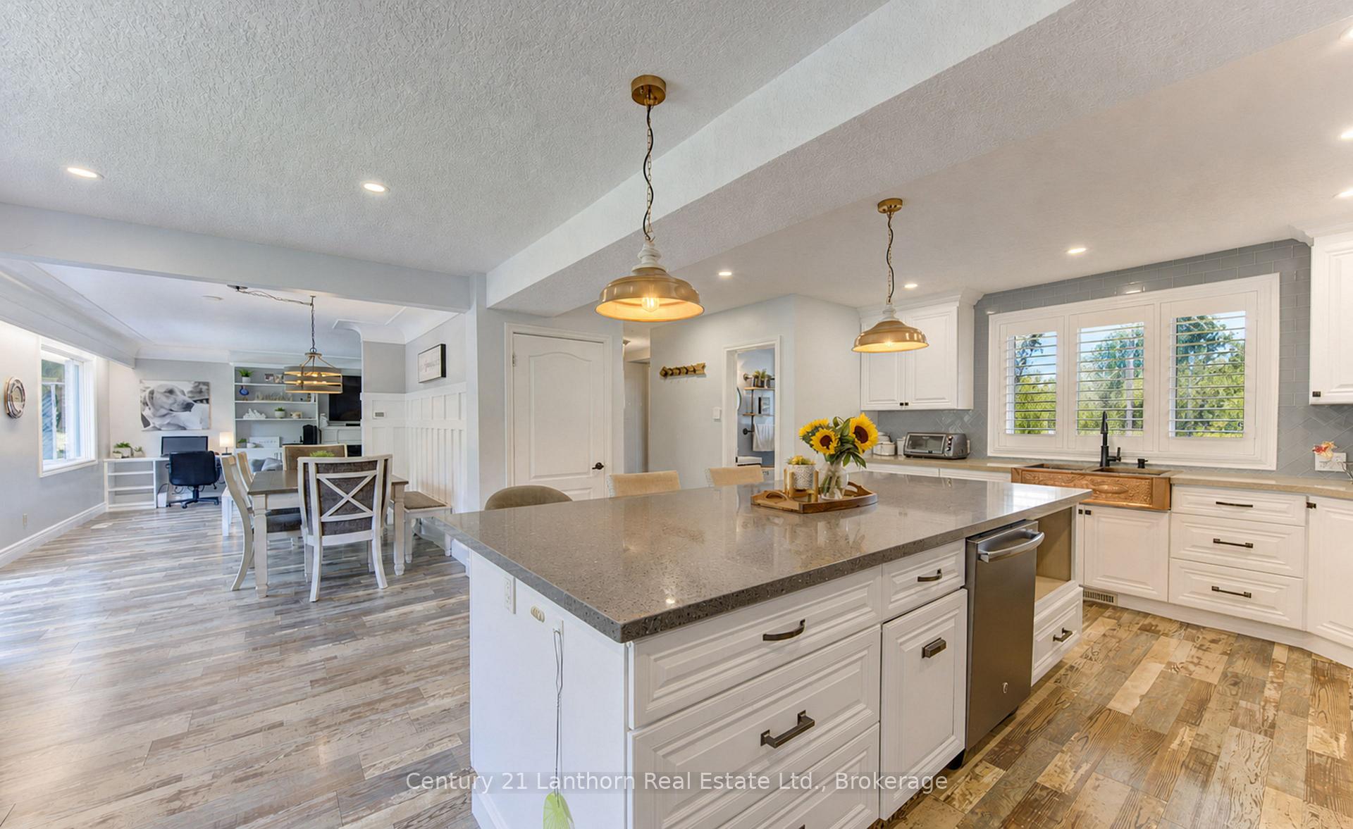 Photo 10 of 23 West Cove, Cambridge, Blair Road — HOMEH