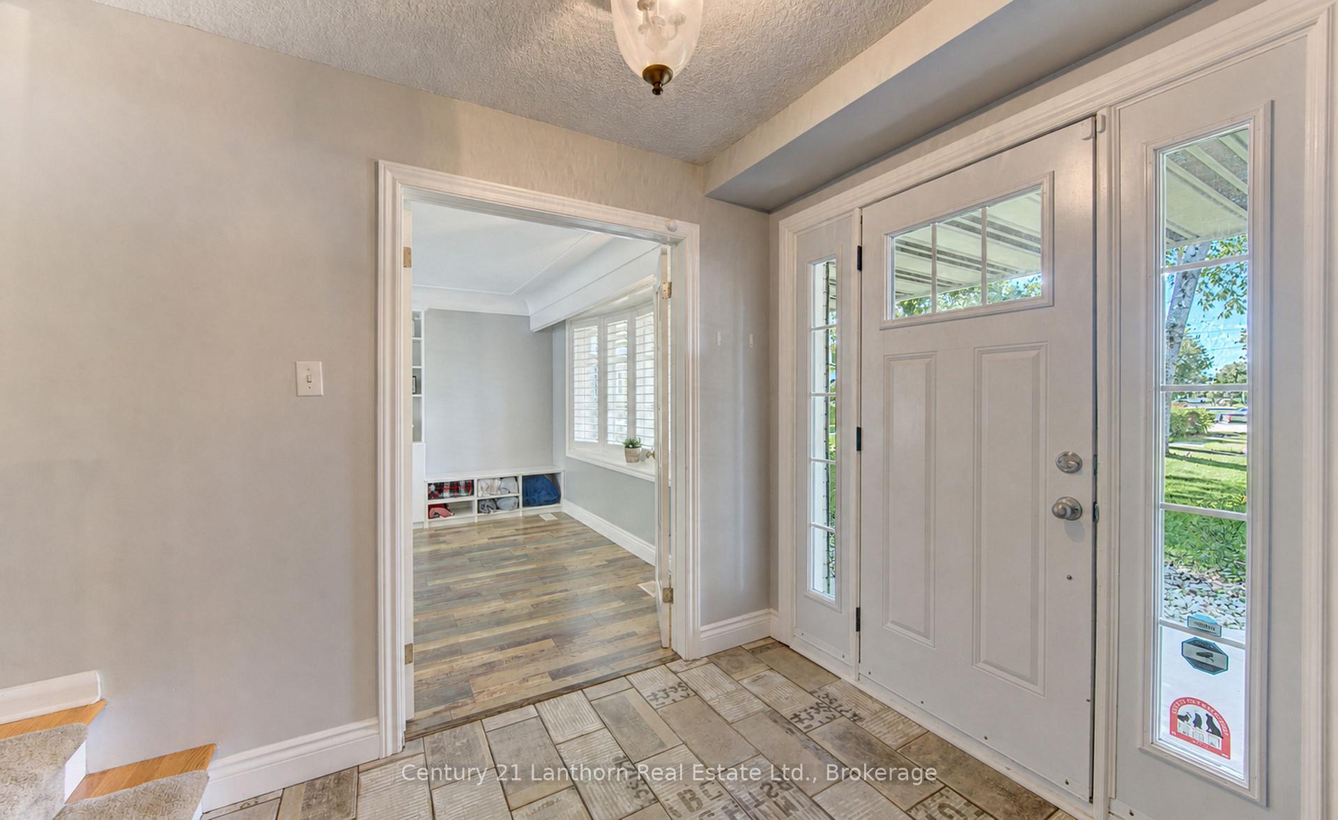 Photo 16 of 23 West Cove, Cambridge, Blair Road — HOMEH