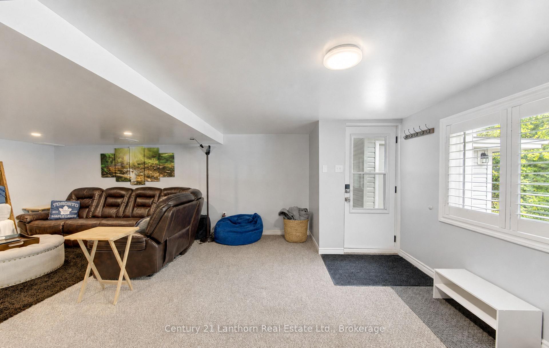 Photo 63 of 23 West Cove, Cambridge, Blair Road — HOMEH