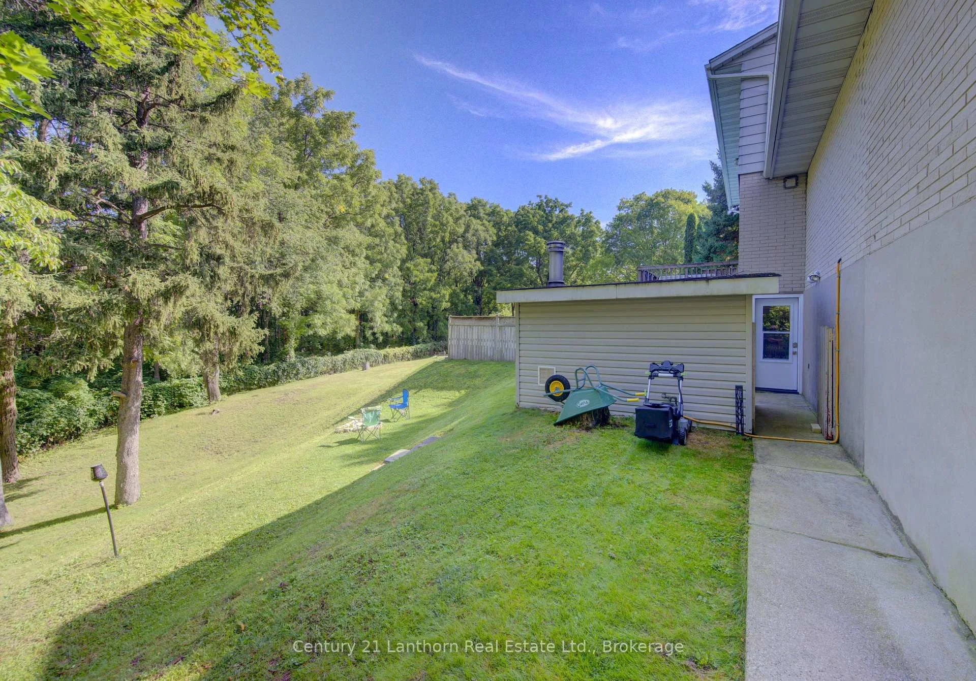 Photo 58 of 23 West Cove, Cambridge, Blair Road — HOMEH