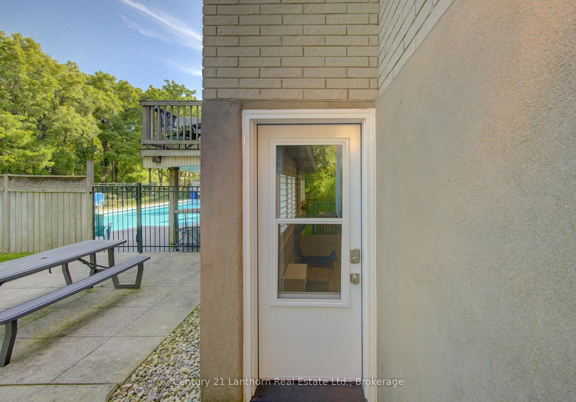 Photo 59 of 23 West Cove, Cambridge, Blair Road — HOMEH