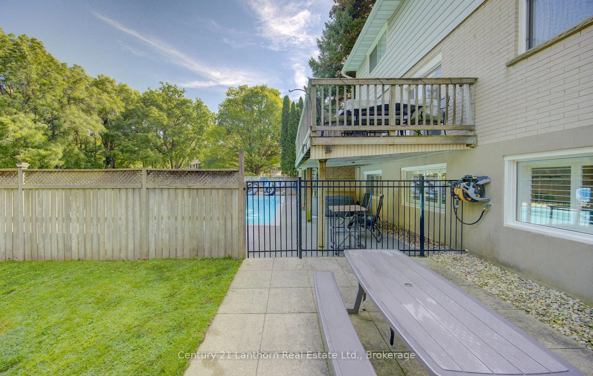Photo 60 of 23 West Cove, Cambridge, Blair Road — HOMEH
