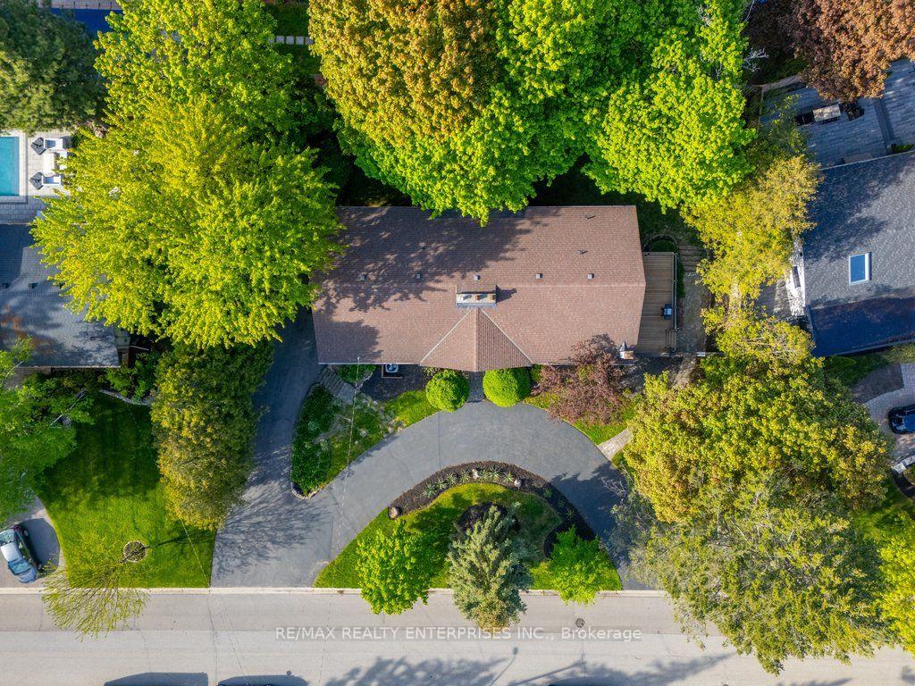 Photo 5 of 625 Sir Richards Road, Mississauga, Erindale — HOMEH
