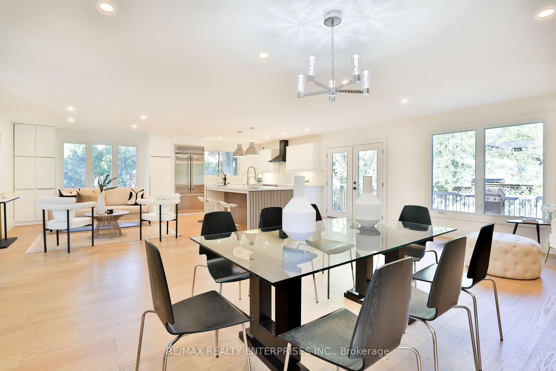 Photo 17 of 625 Sir Richards Road, Mississauga, Erindale — HOMEH