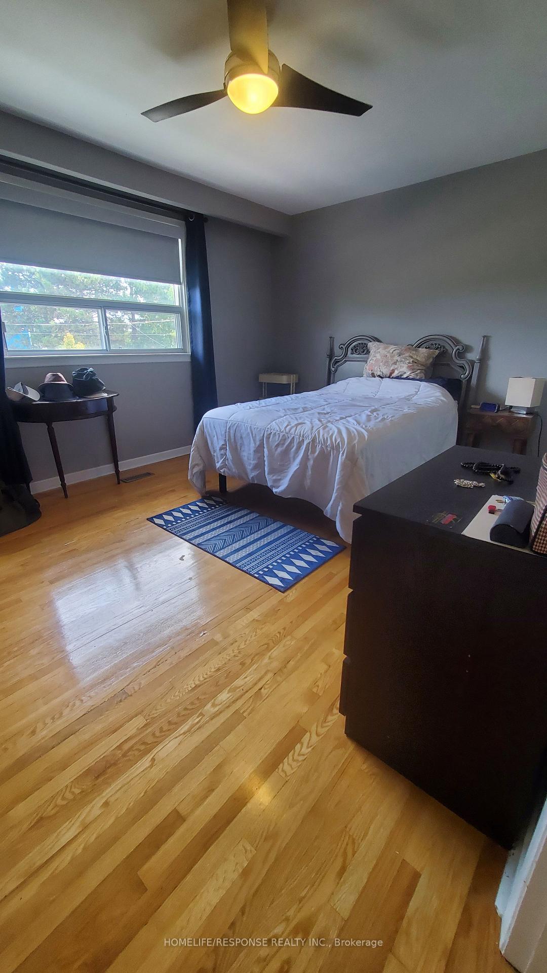 Photo 9 of 114 Ardwick Boulevard, North York, Humbermede — HOMEH