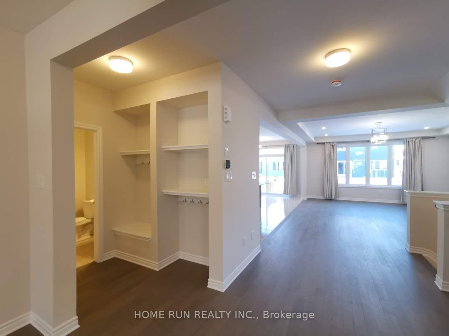 Photo 2 of 718 Brittanic Road, Ottawa, Kanata - Emerald Meadows/Trailwest — HOMEH