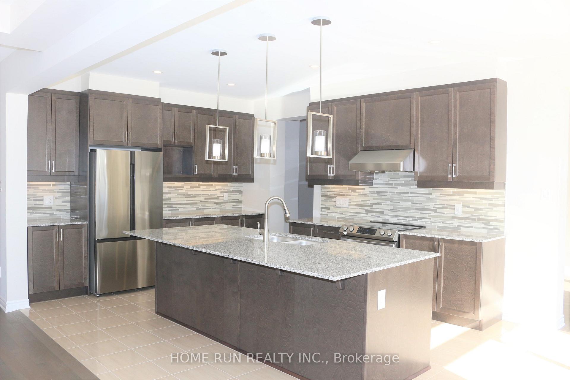 Photo 22 of 718 Brittanic Road, Ottawa, Kanata - Emerald Meadows/Trailwest — HOMEH