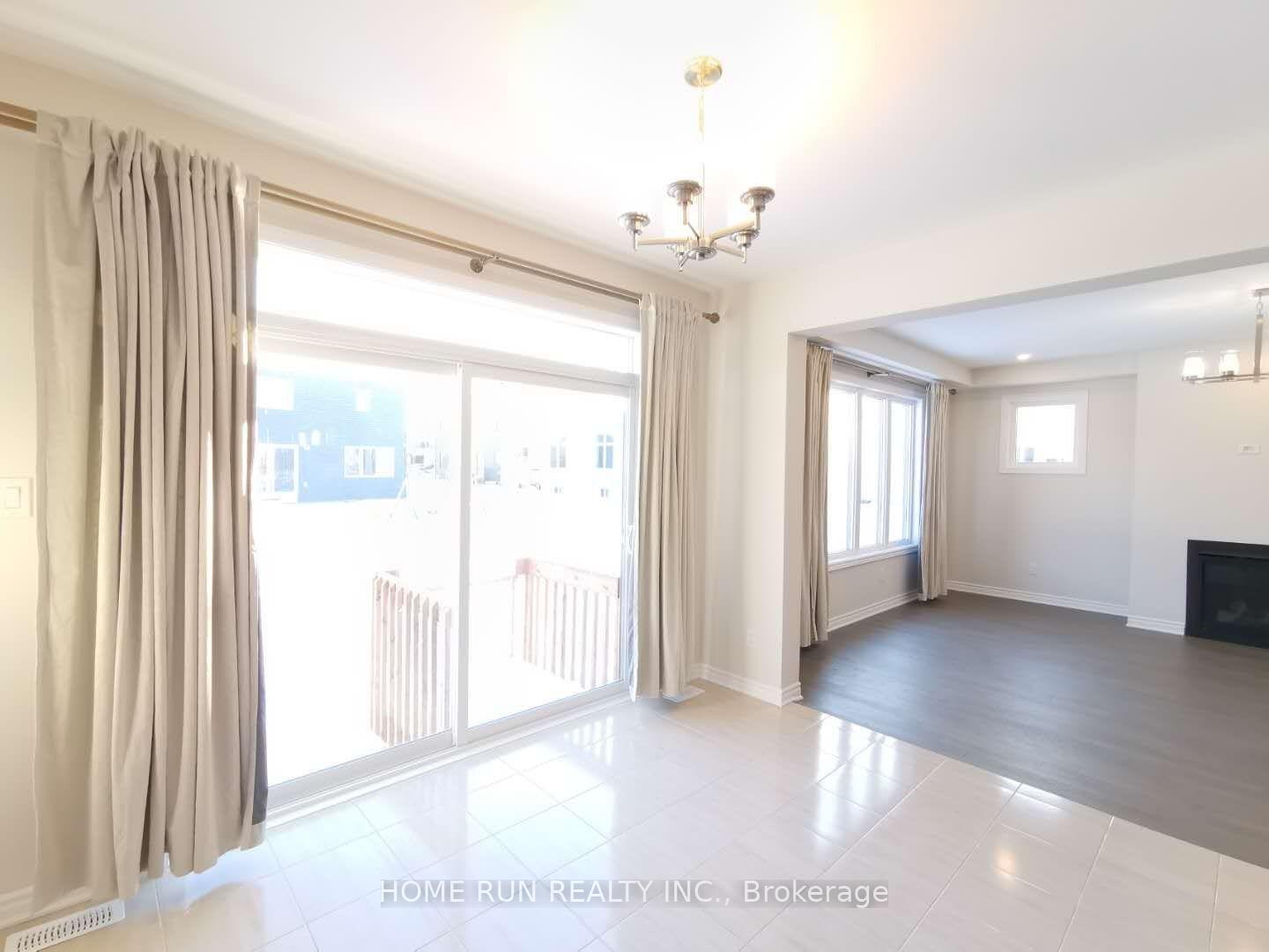 Photo 23 of 718 Brittanic Road, Ottawa, Kanata - Emerald Meadows/Trailwest — HOMEH
