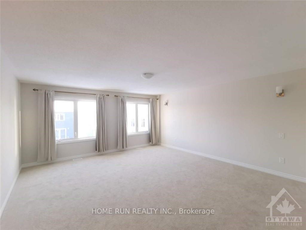 Photo 27 of 718 Brittanic Road, Ottawa, Kanata - Emerald Meadows/Trailwest — HOMEH