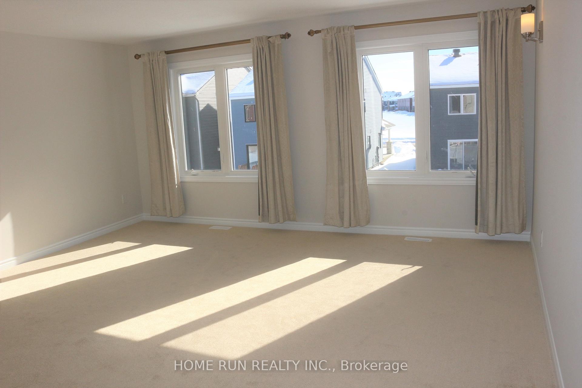 Photo 29 of 718 Brittanic Road, Ottawa, Kanata - Emerald Meadows/Trailwest — HOMEH