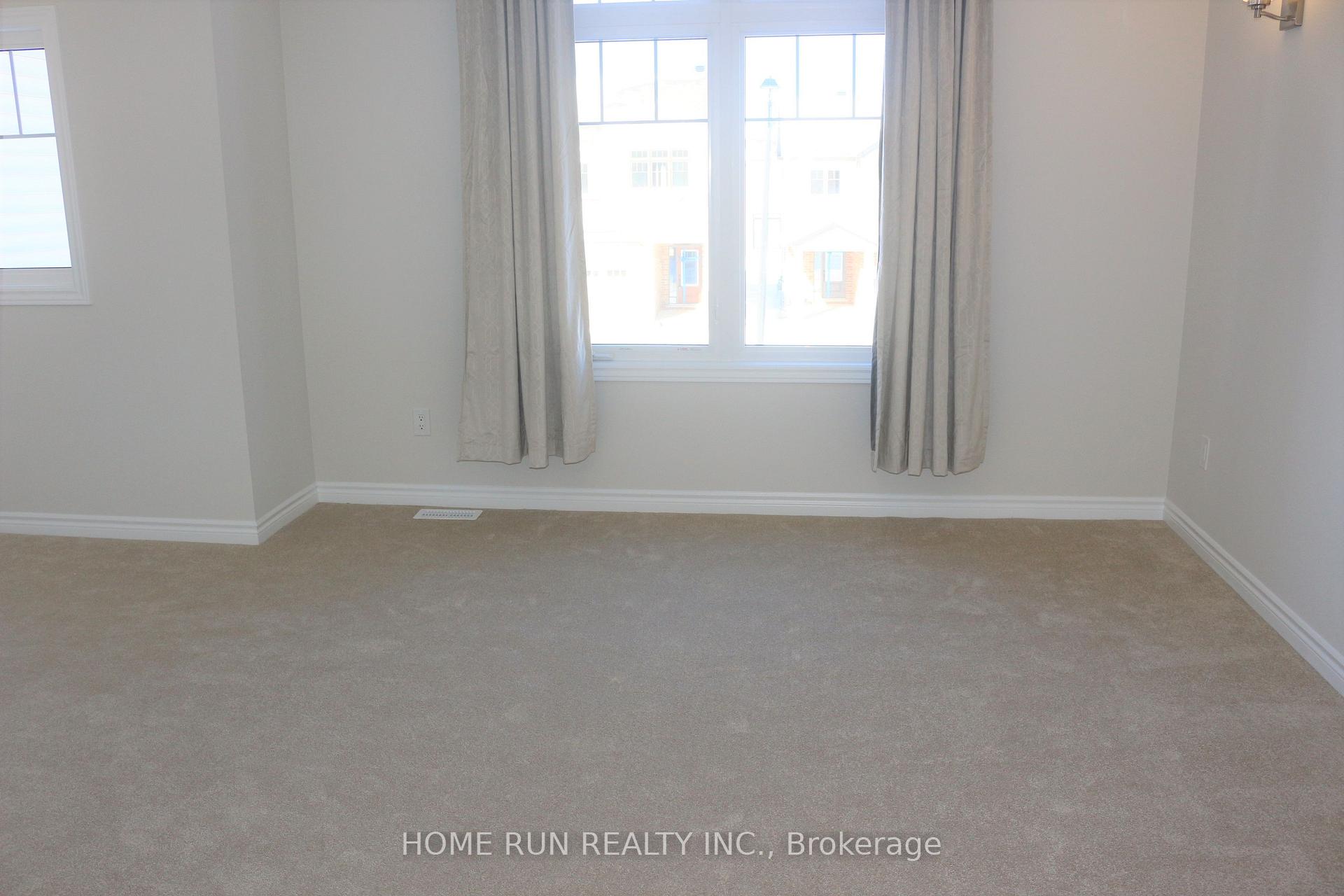 Photo 34 of 718 Brittanic Road, Ottawa, Kanata - Emerald Meadows/Trailwest — HOMEH